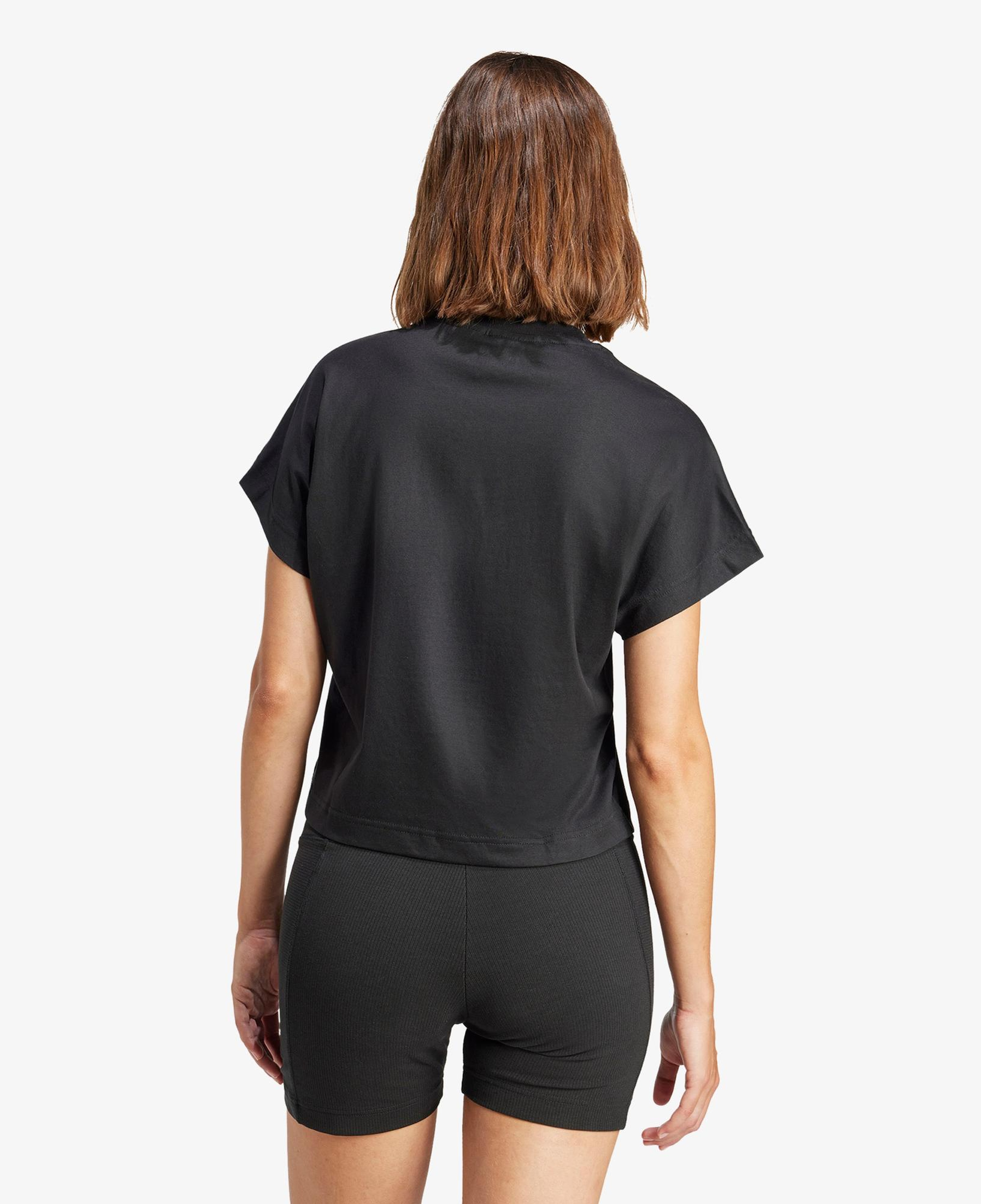 adidas Kadın Siyah T-Shirt