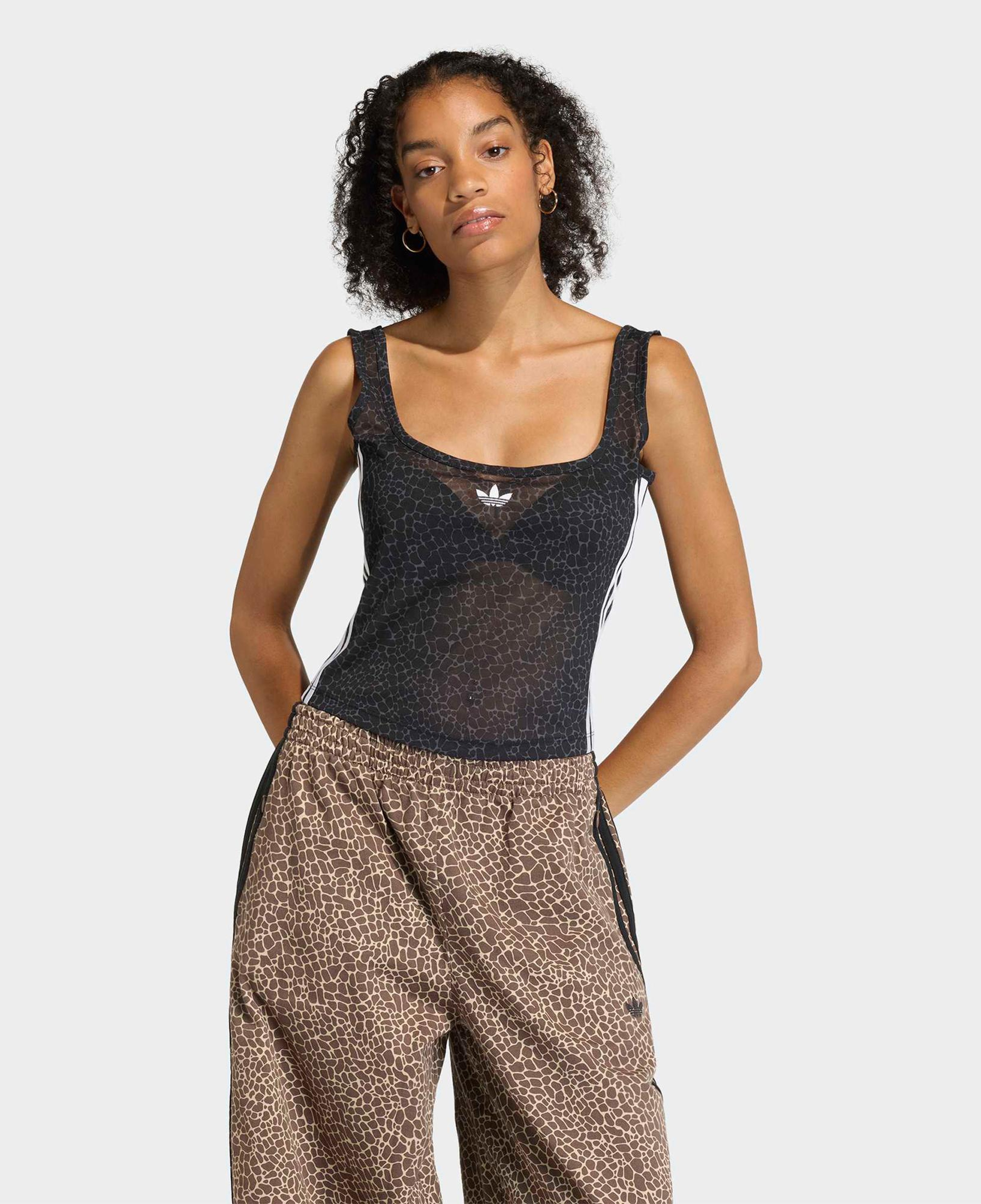 adidas Kadın Antrasit Kolsuz T-Shirt