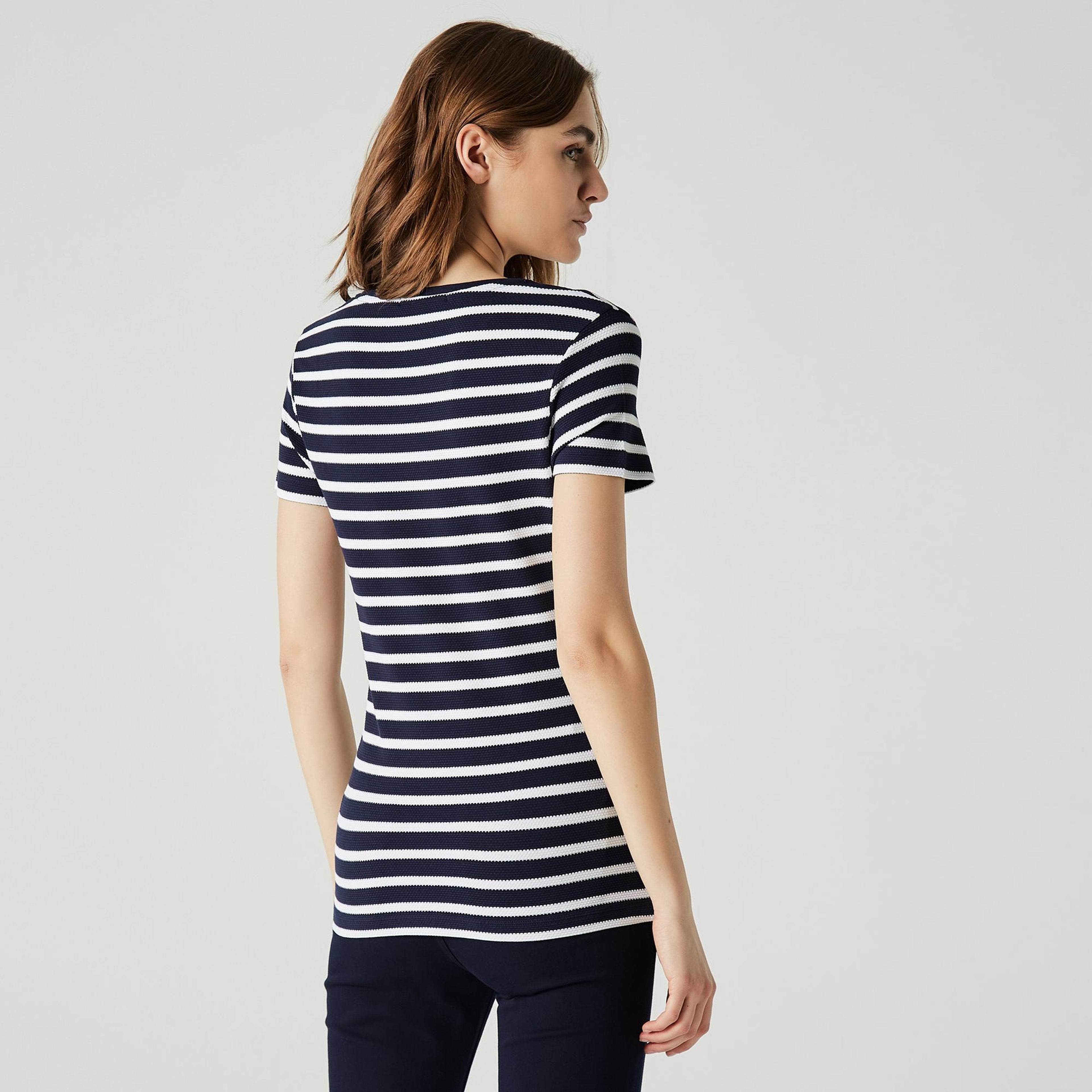 Kadın Slim Fit Bisiklet Yaka Çizgili Lacivert T-Shirt