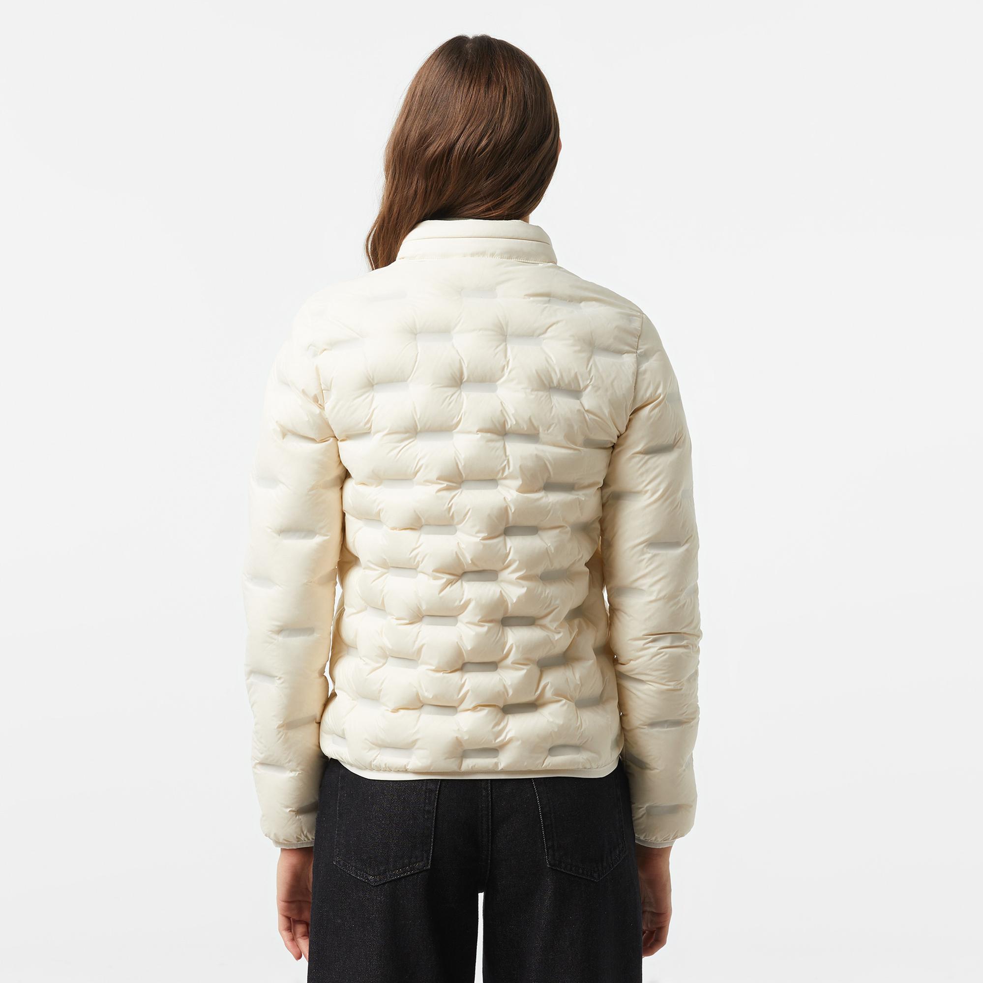 Lacoste Kadın Regular Fit Kapüşonlu Kapitone Beyaz Mont