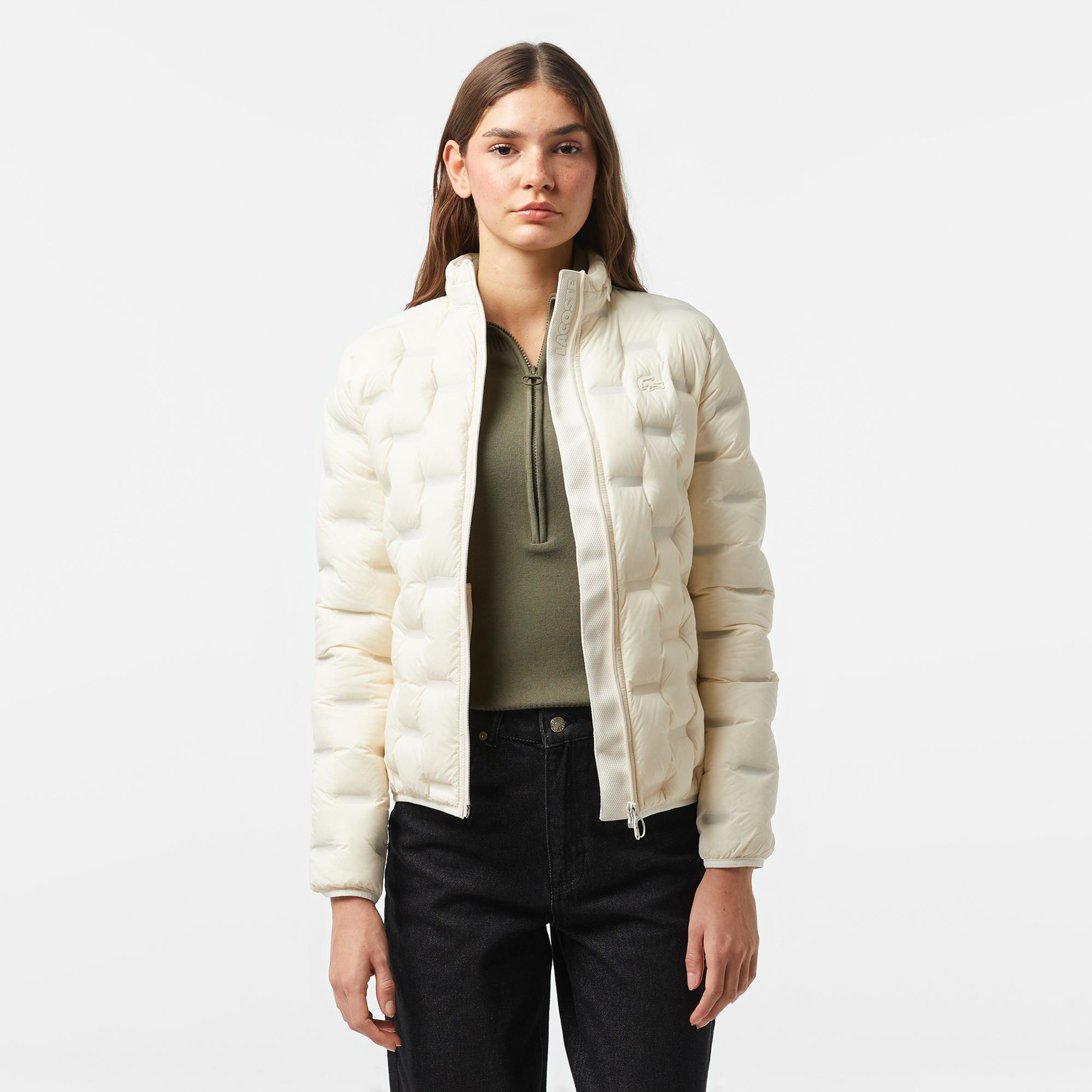 Lacoste Kadın Regular Fit Kapüşonlu Kapitone Beyaz Mont