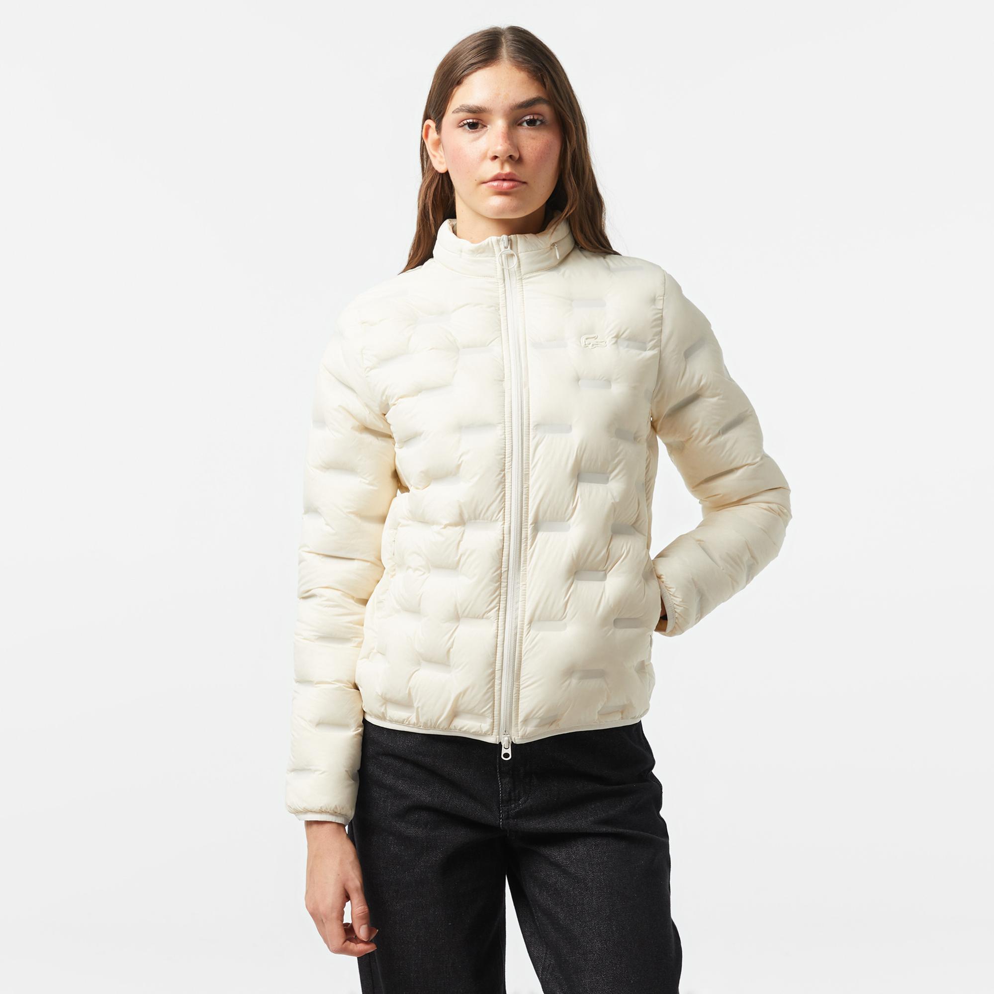 Lacoste Kadın Regular Fit Kapüşonlu Kapitone Beyaz Mont