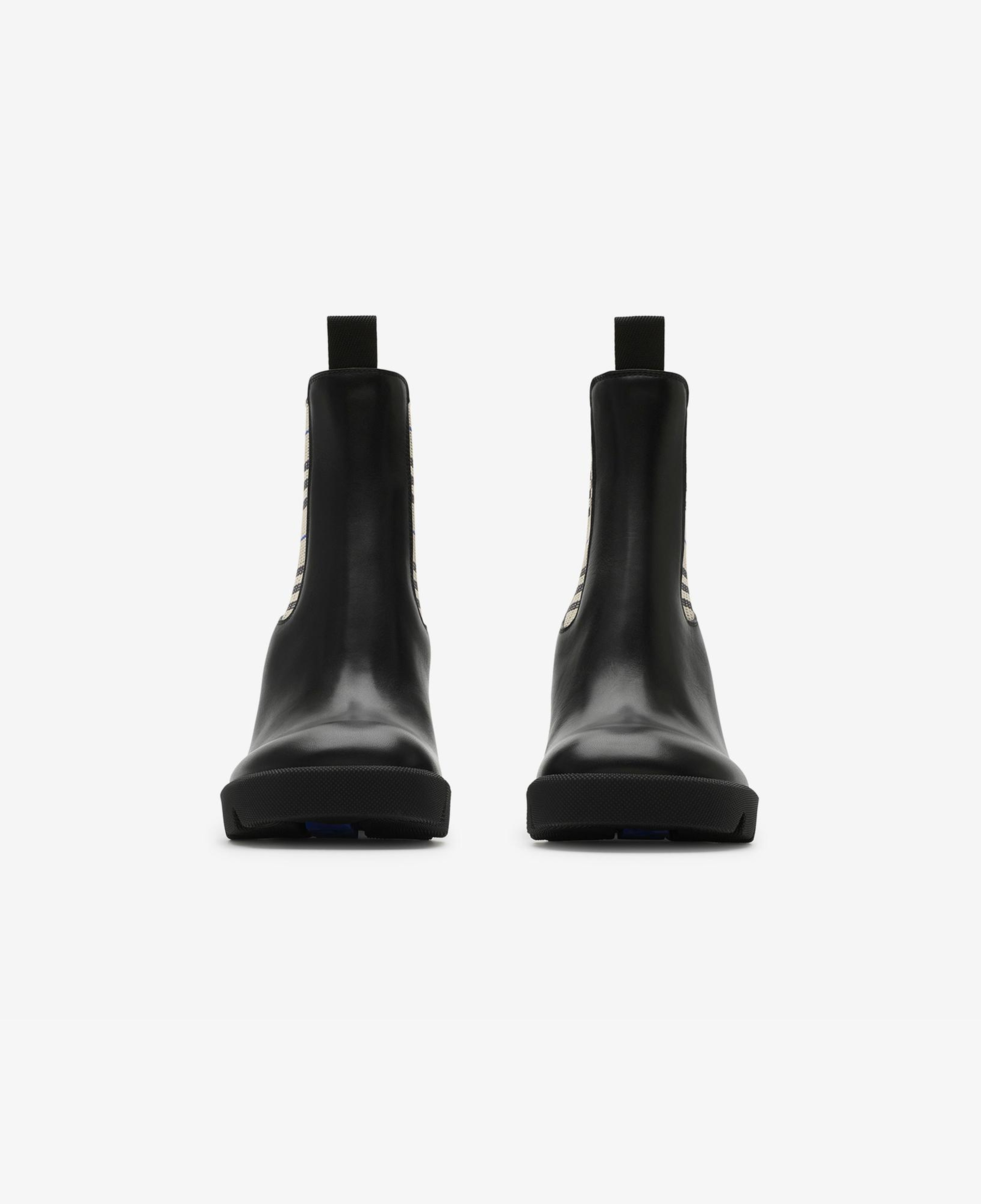 Burberry Leather Stride Chelsea Kadın Siyah Bot