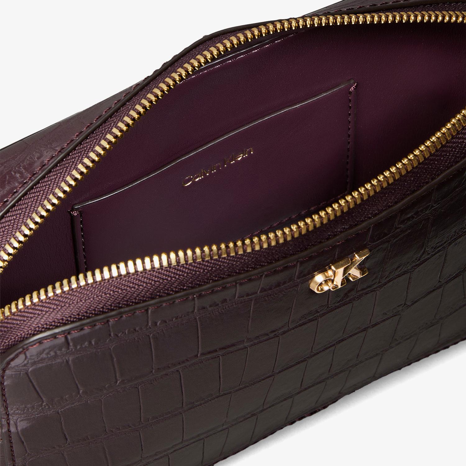 Calvin Klein Croc Camera Kadın Kahverengi El Çantası