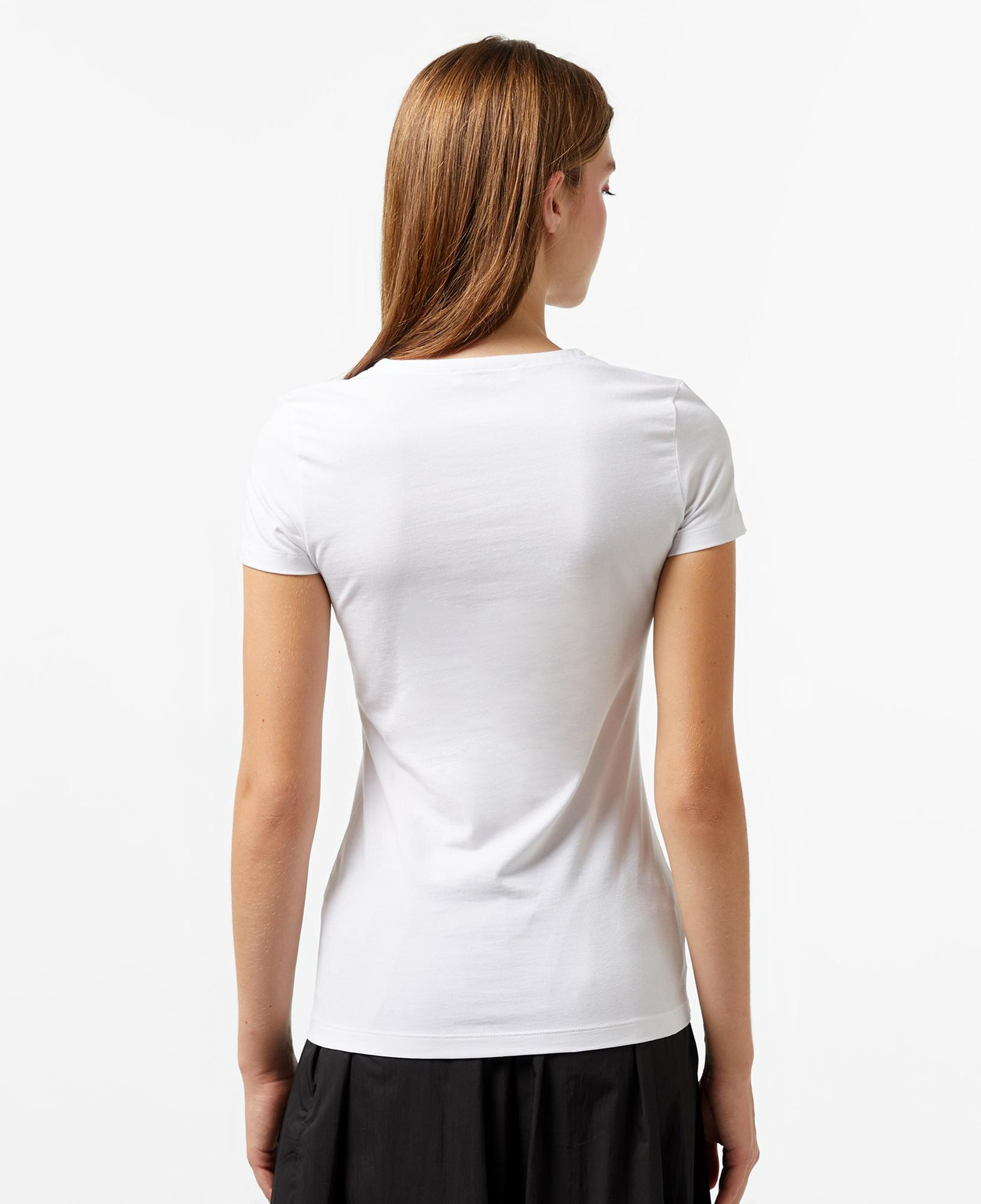 Lacoste Kadın Slim Fit V Yaka Beyaz T-Shirt