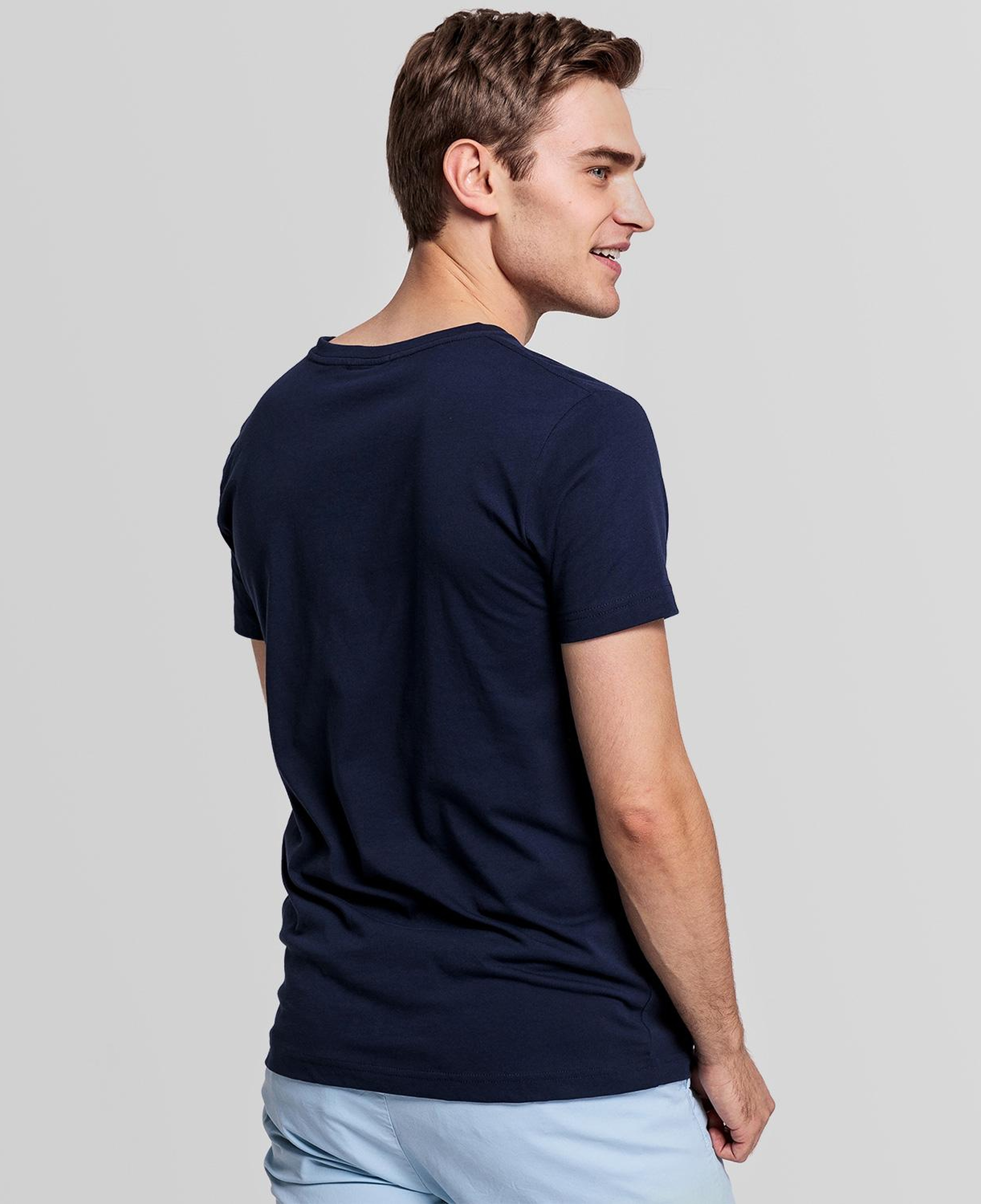 GANT Erkek Lacivert Slim Fit T-Shirt