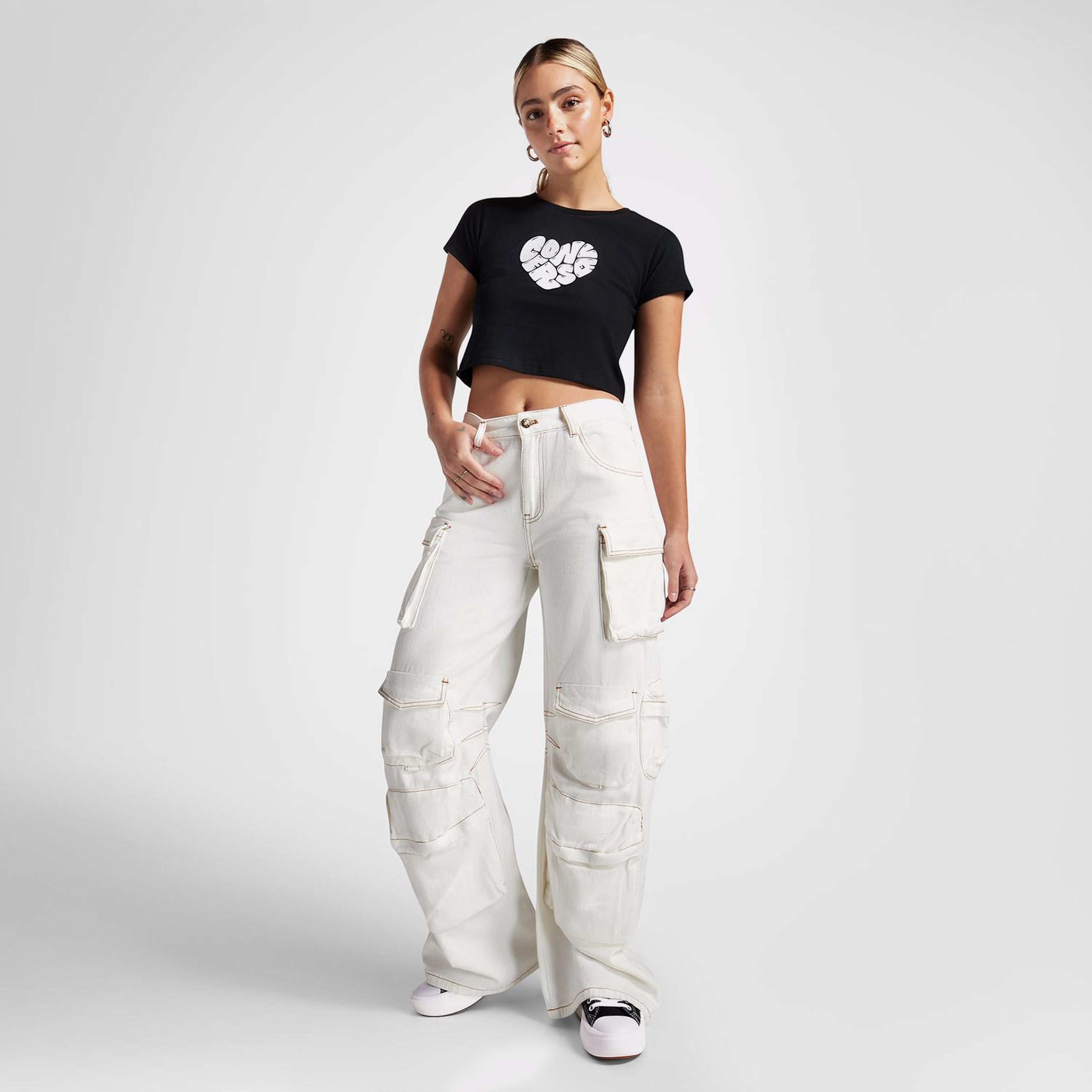 Converse Heart Slim Fit Kadın Siyah T-Shirt