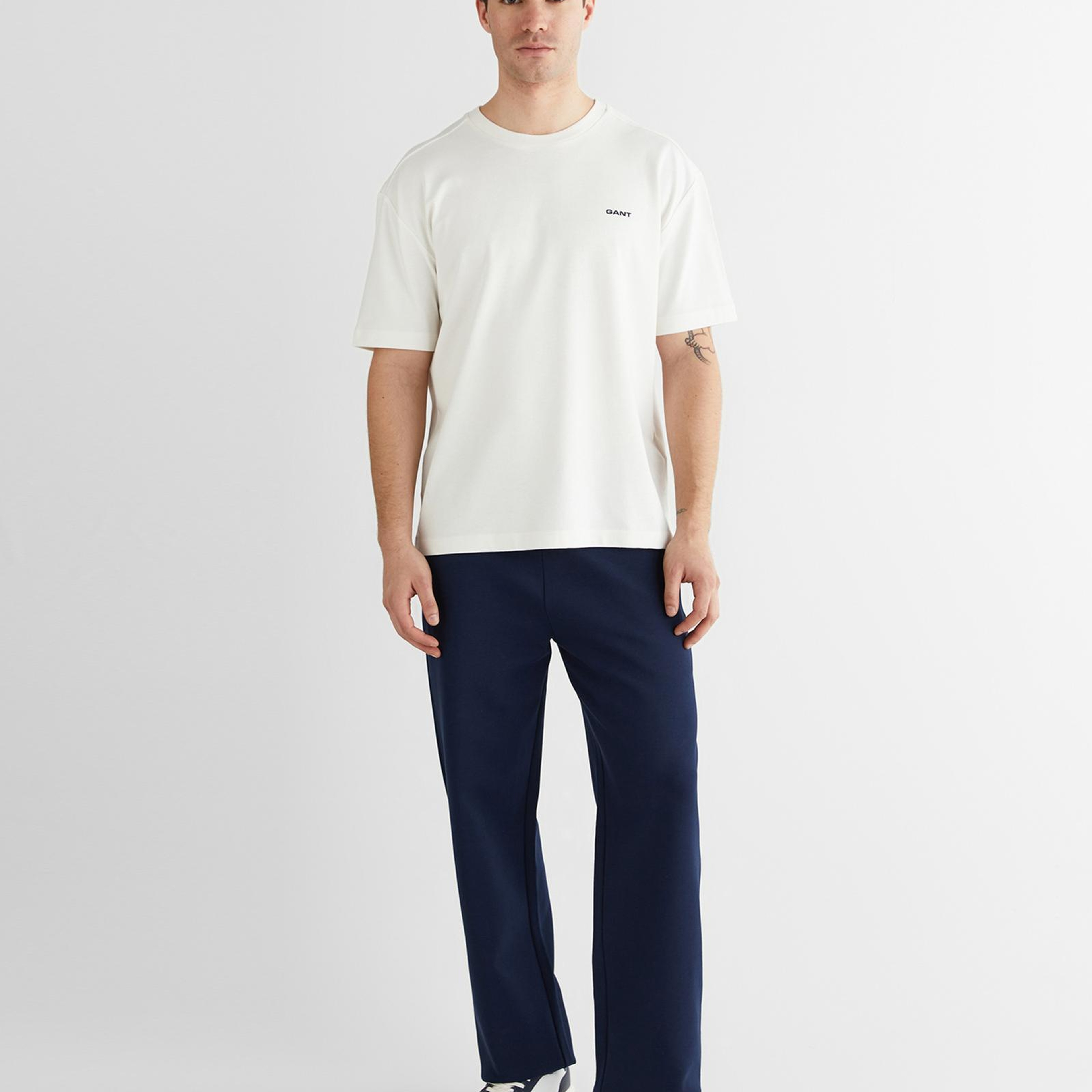 GANT Erkek Beyaz Baskılı Kısa Kollu T-Shirt