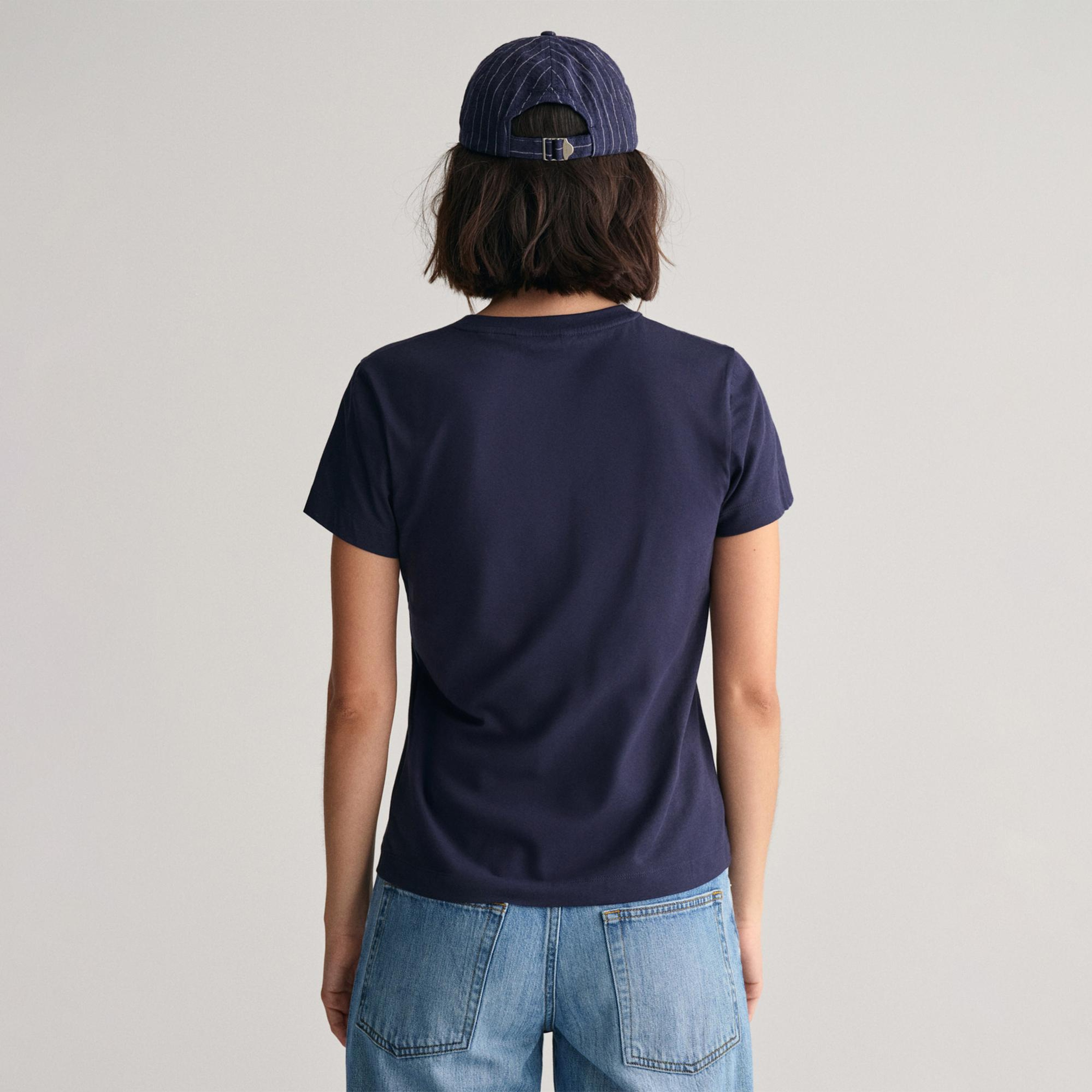 GANT Kadın Lacivert Regular Fit Bisiklet Yaka T-Shirt