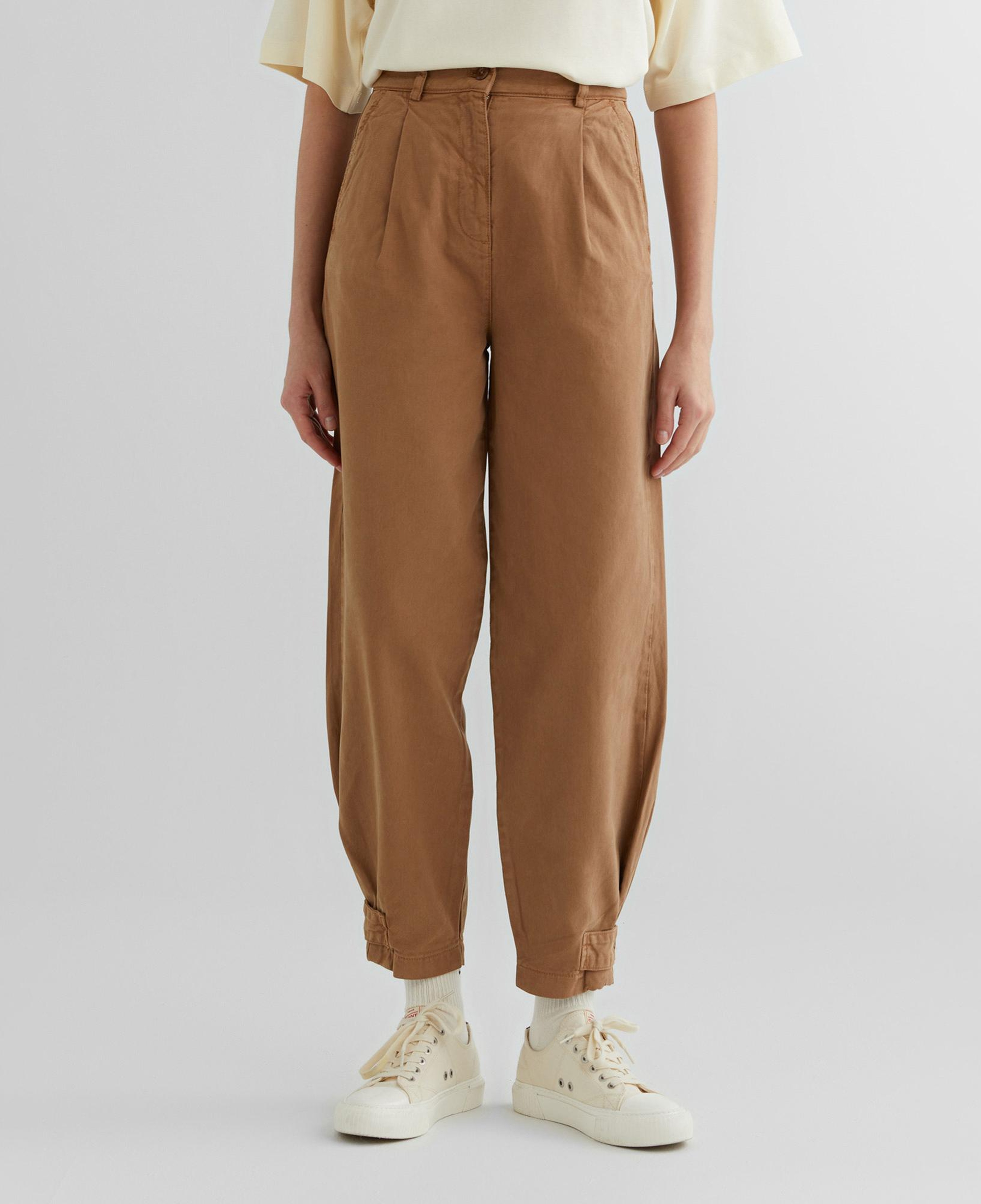 GANT Kadın Bej Tapered Fit Pantolon