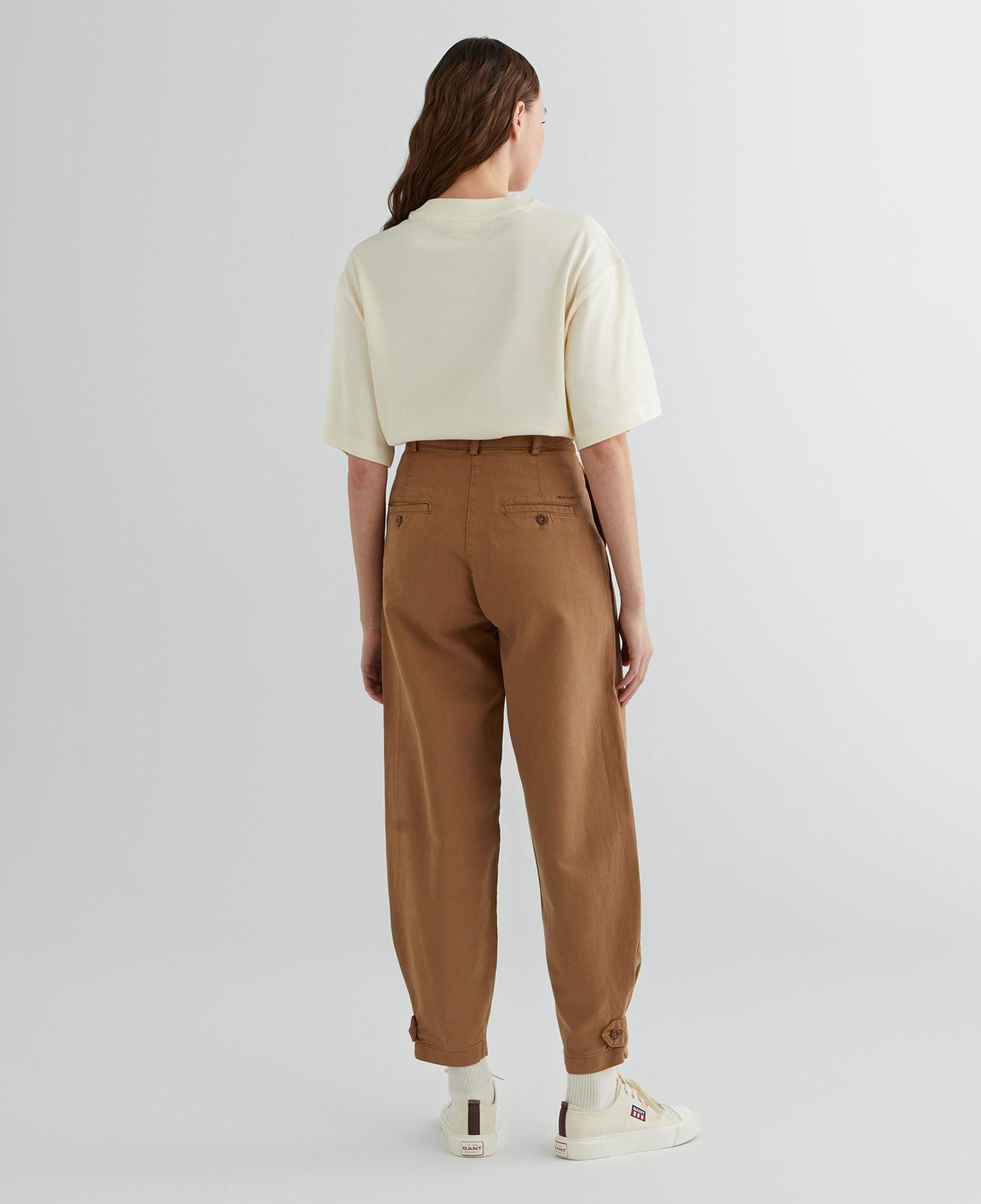 GANT Kadın Bej Tapered Fit Pantolon