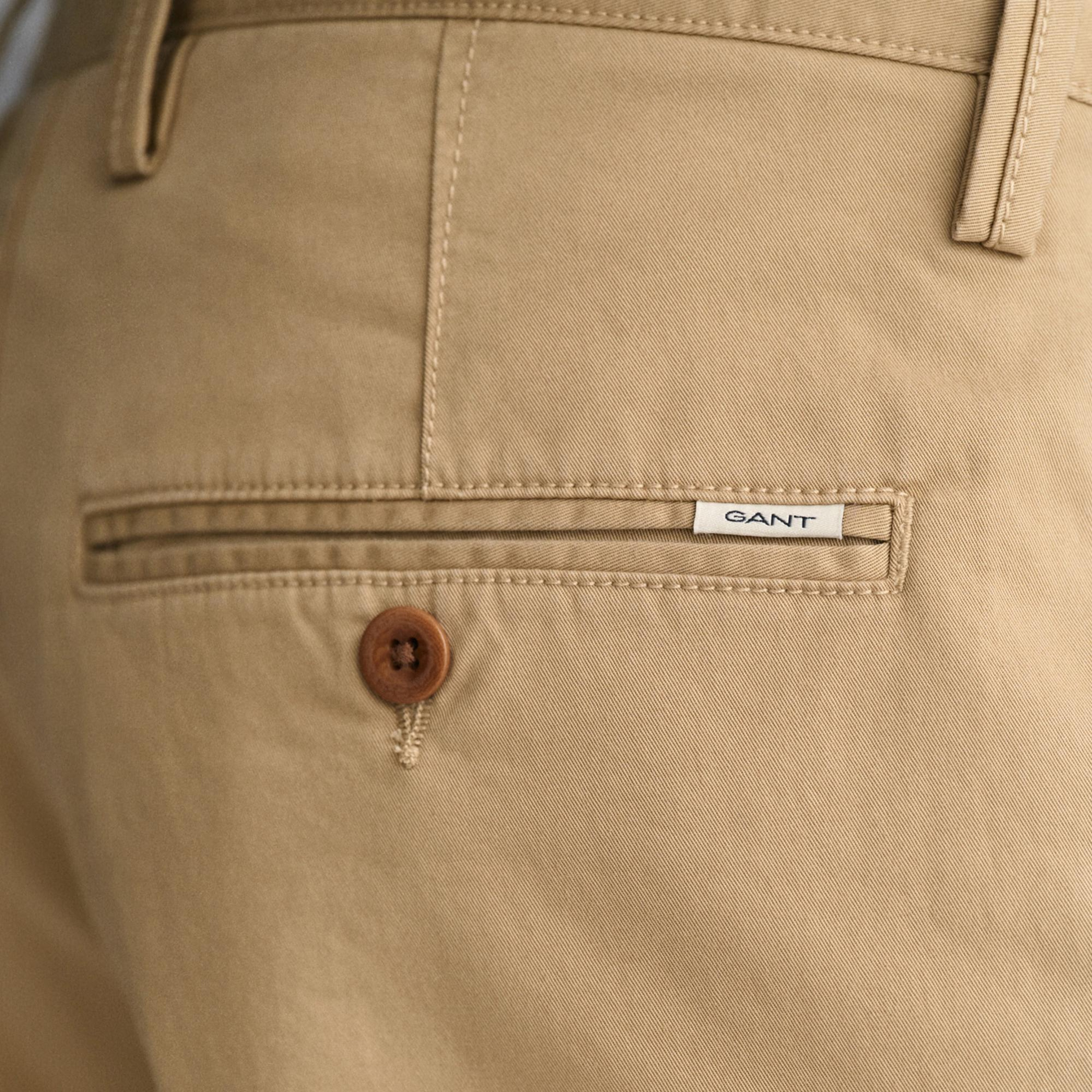GANT Erkek Bej Relaxed Fit Chino Şort