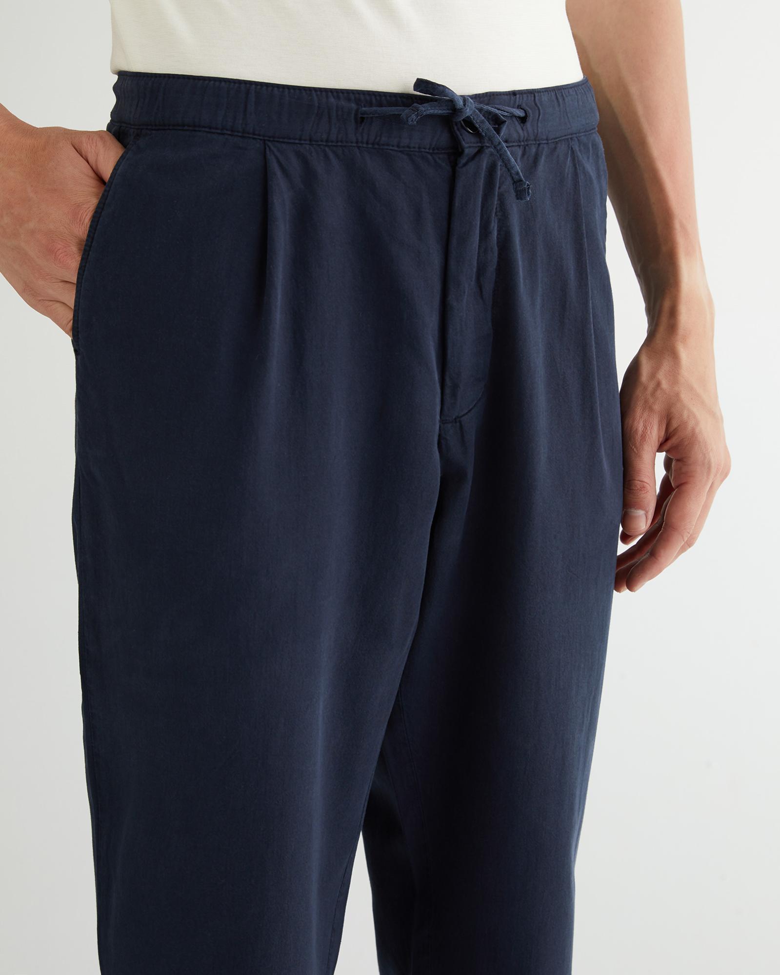 GANT Erkek Lacivert Jogger Fit Pantolon