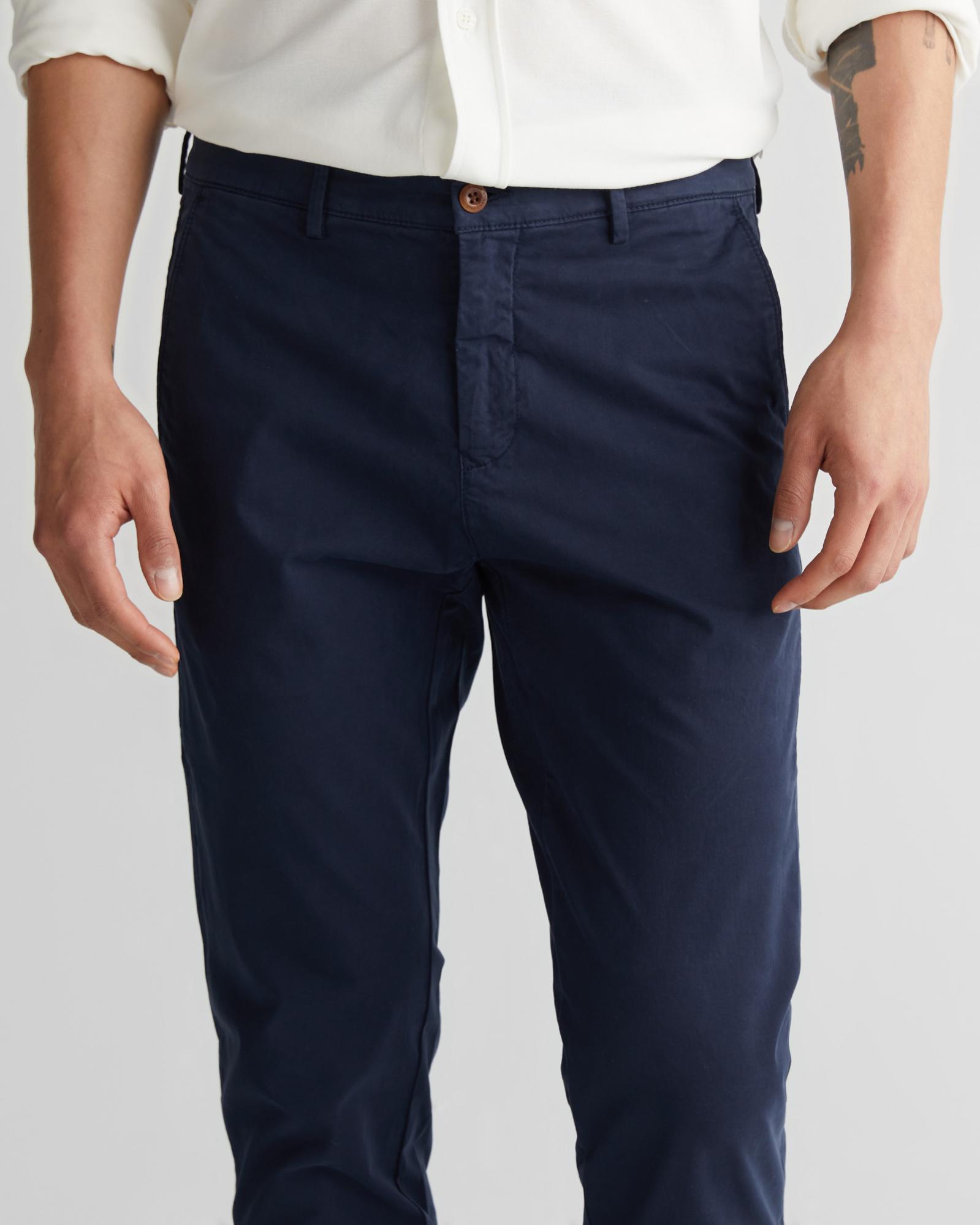 GANT Erkek Lacivert Slim Fit Pantolon