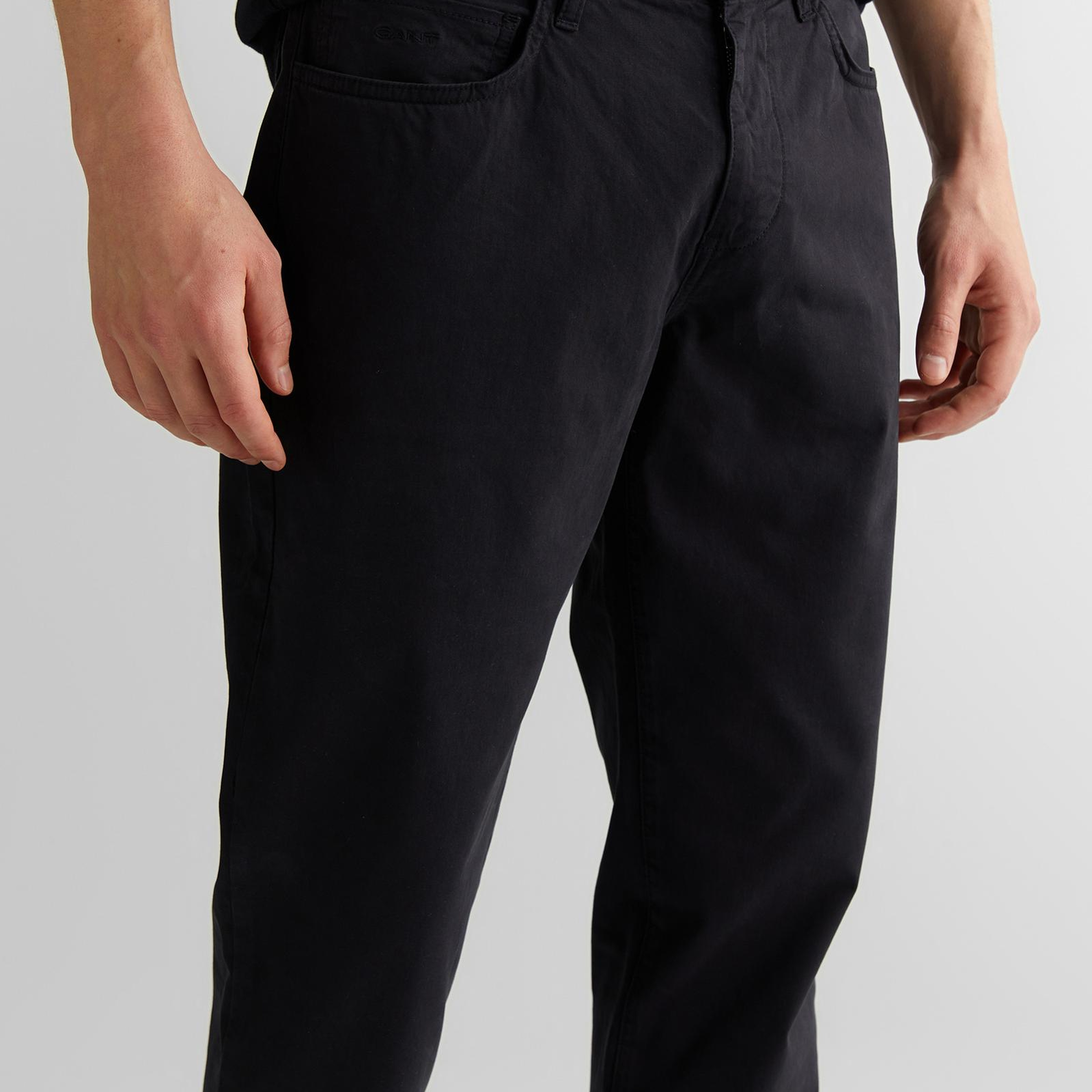 GANT Erkek Siyah Regular Fit Pantolon