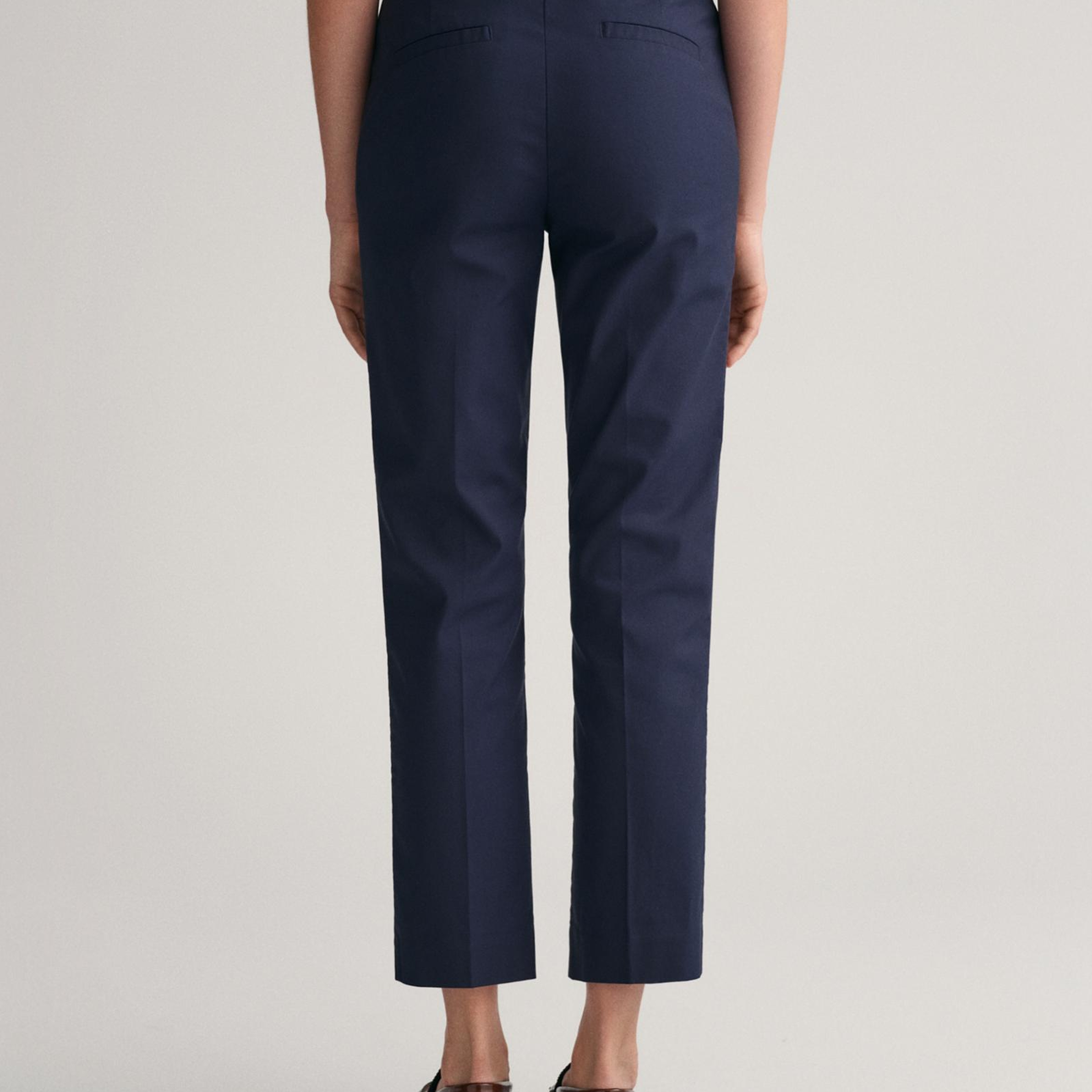 GANT Kadın Lacivert Slim Fit Pantolon