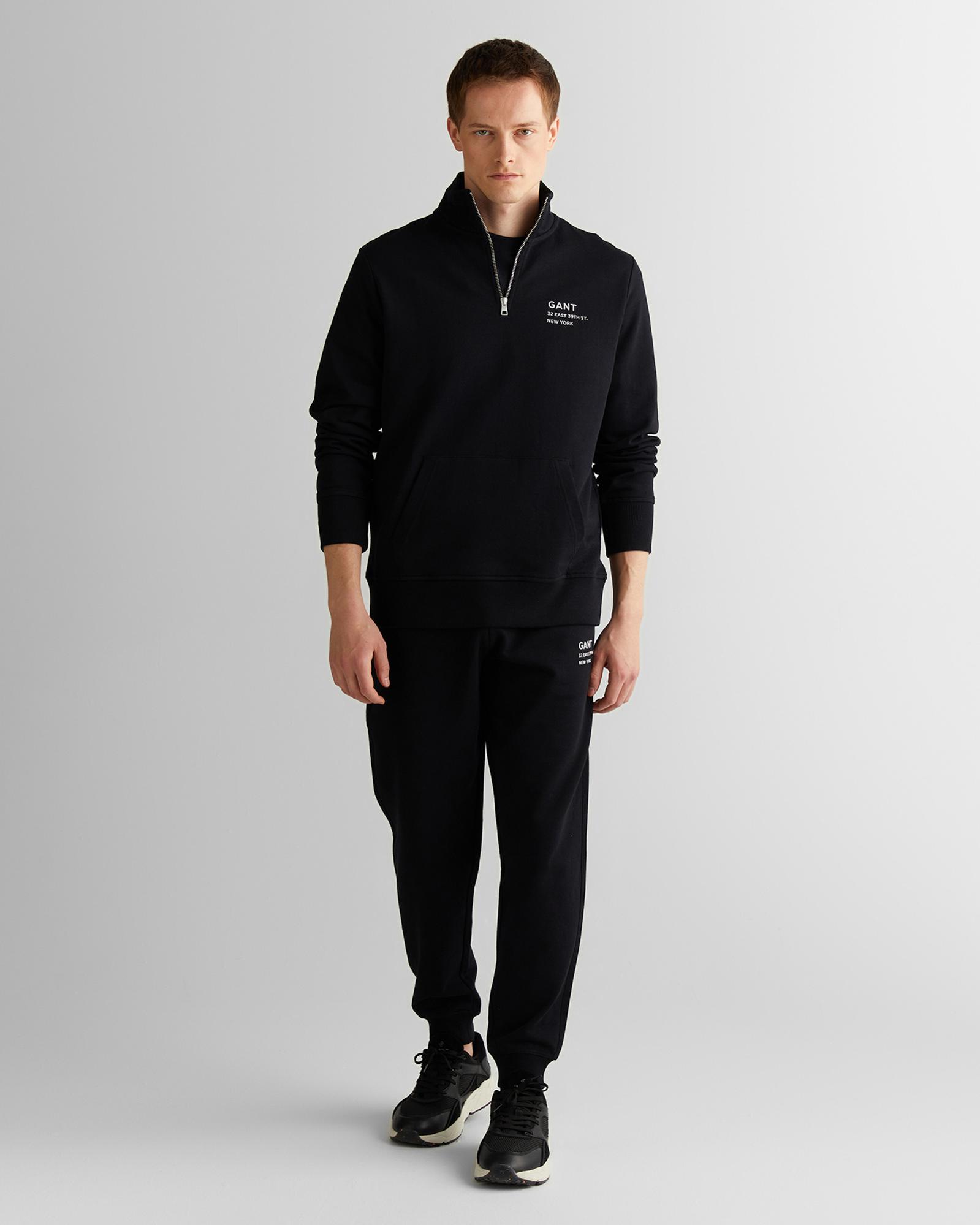 GANT Erkek Siyah Regular Fit Yarım Fermuarlı Logolu Sweatshirt