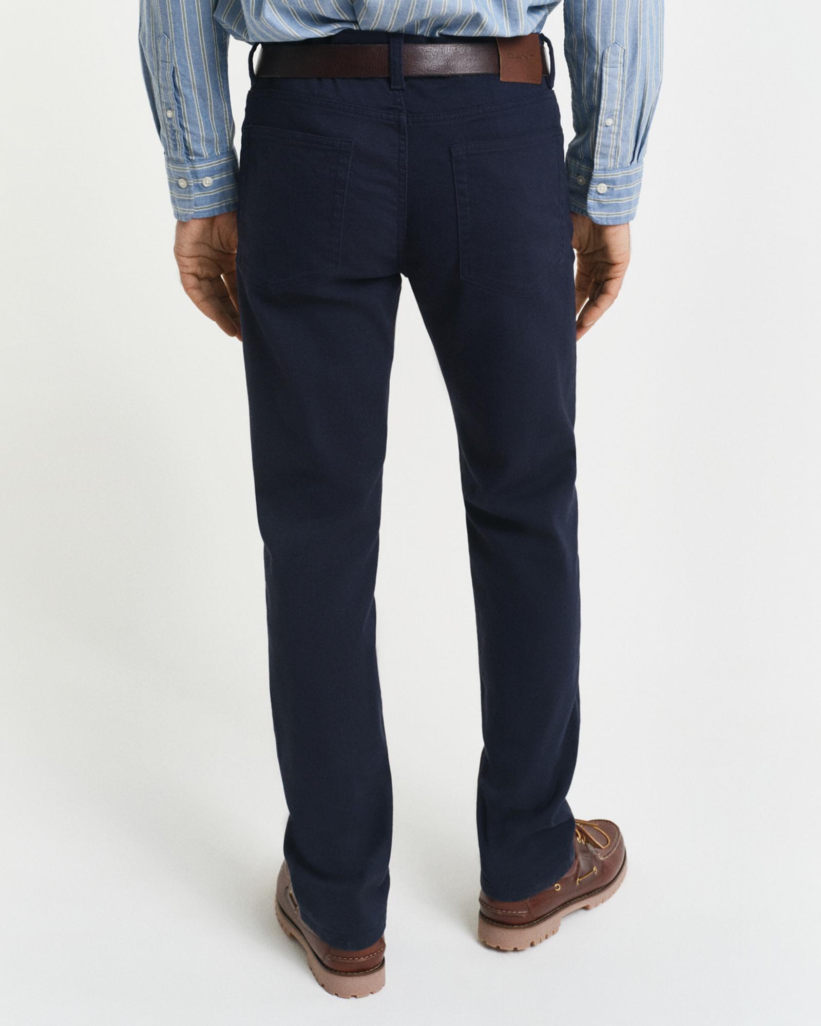 GANT Erkek Lacivert Regular Fit Soft Twill Jean