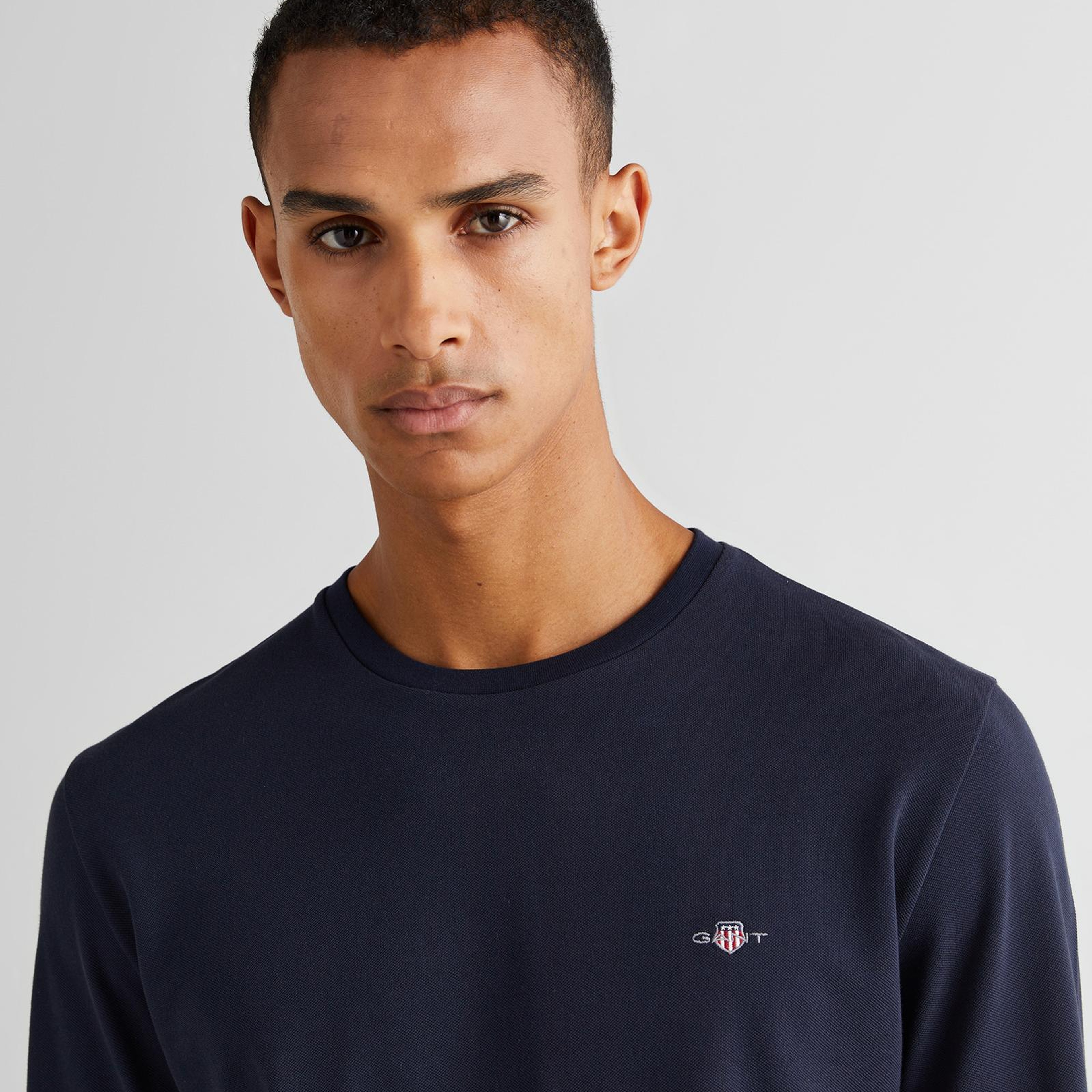 GANT Erkek Lacivert Slim Fit Bisiklet Yaka Uzun Kollu T-Shirt