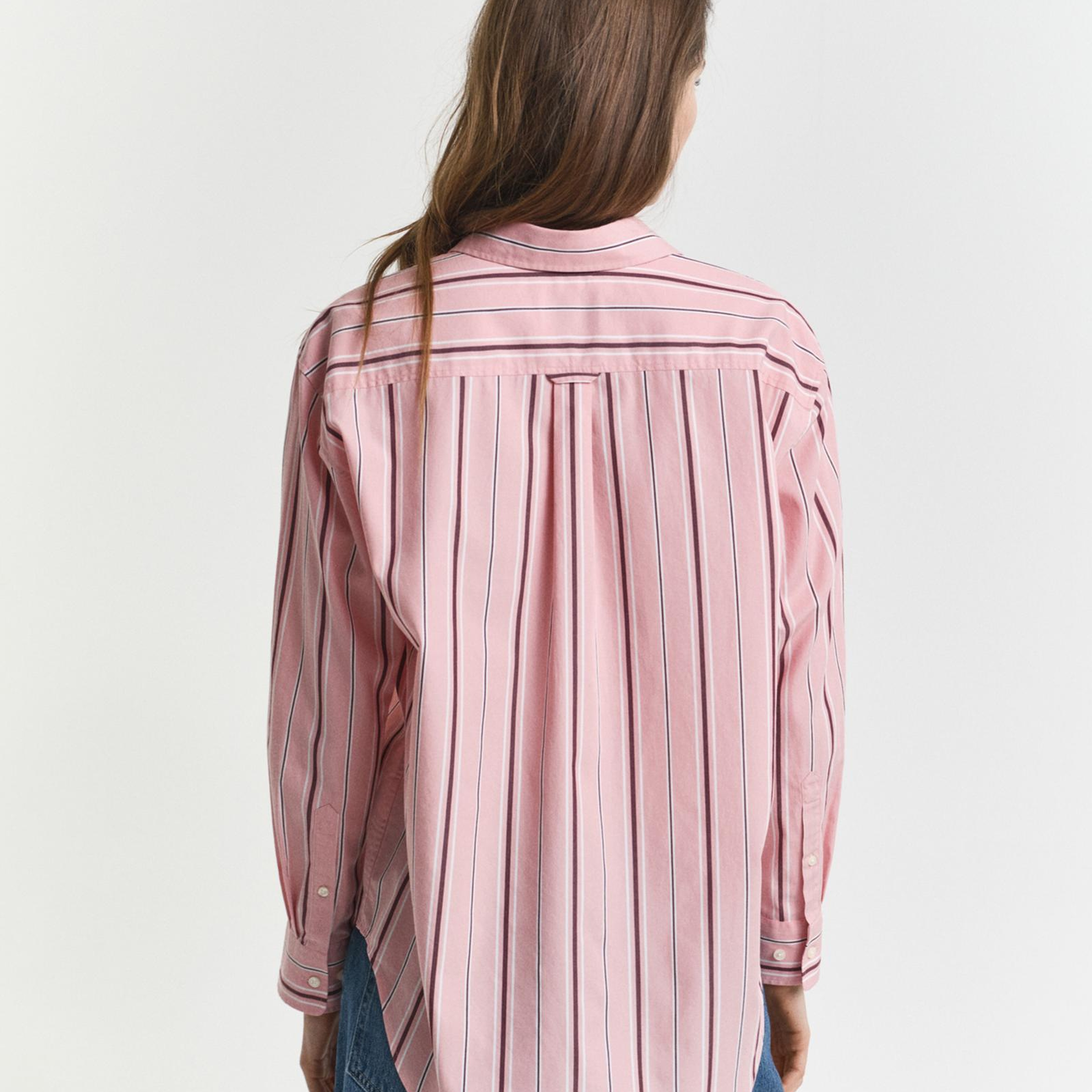 GANT Kadın Pembe Relaxed Fit Klasik Yaka Çizgili Gömlek
