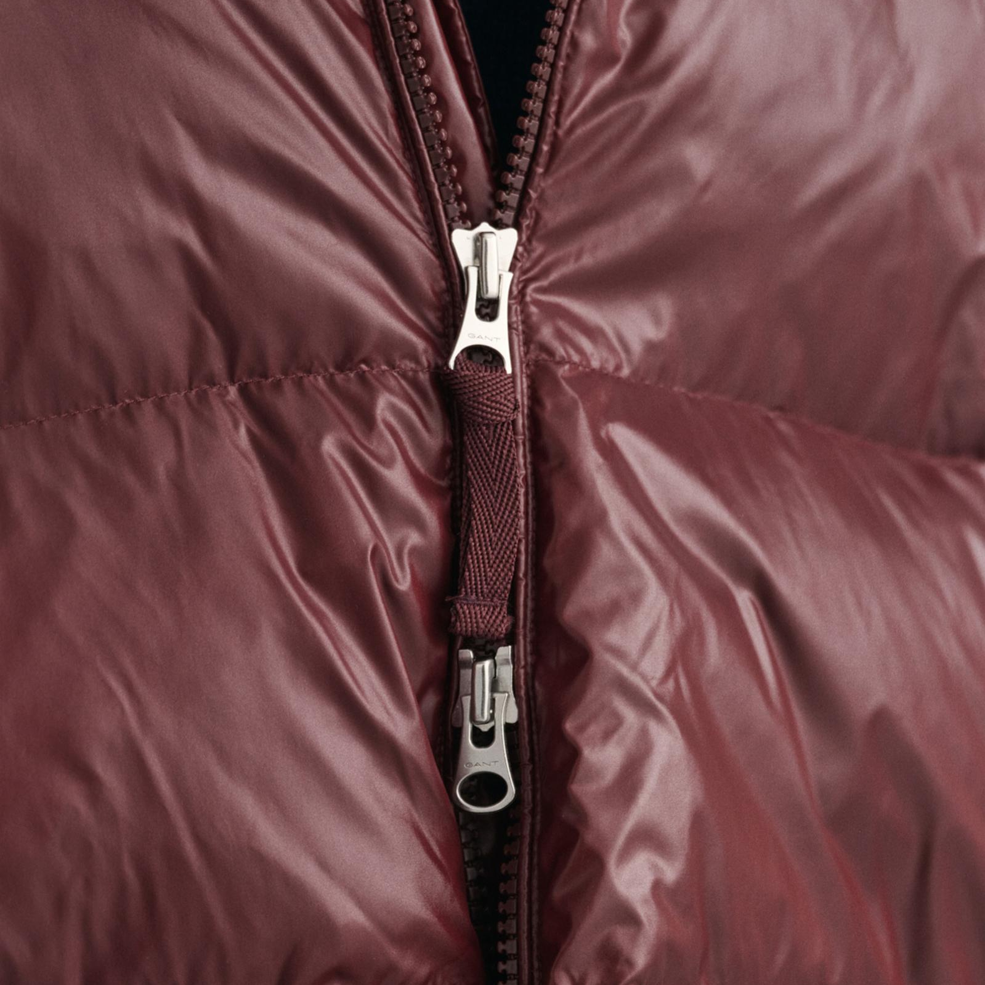 GANT Erkek Bordo Kapüşonlu Kaz Tüyü Mont