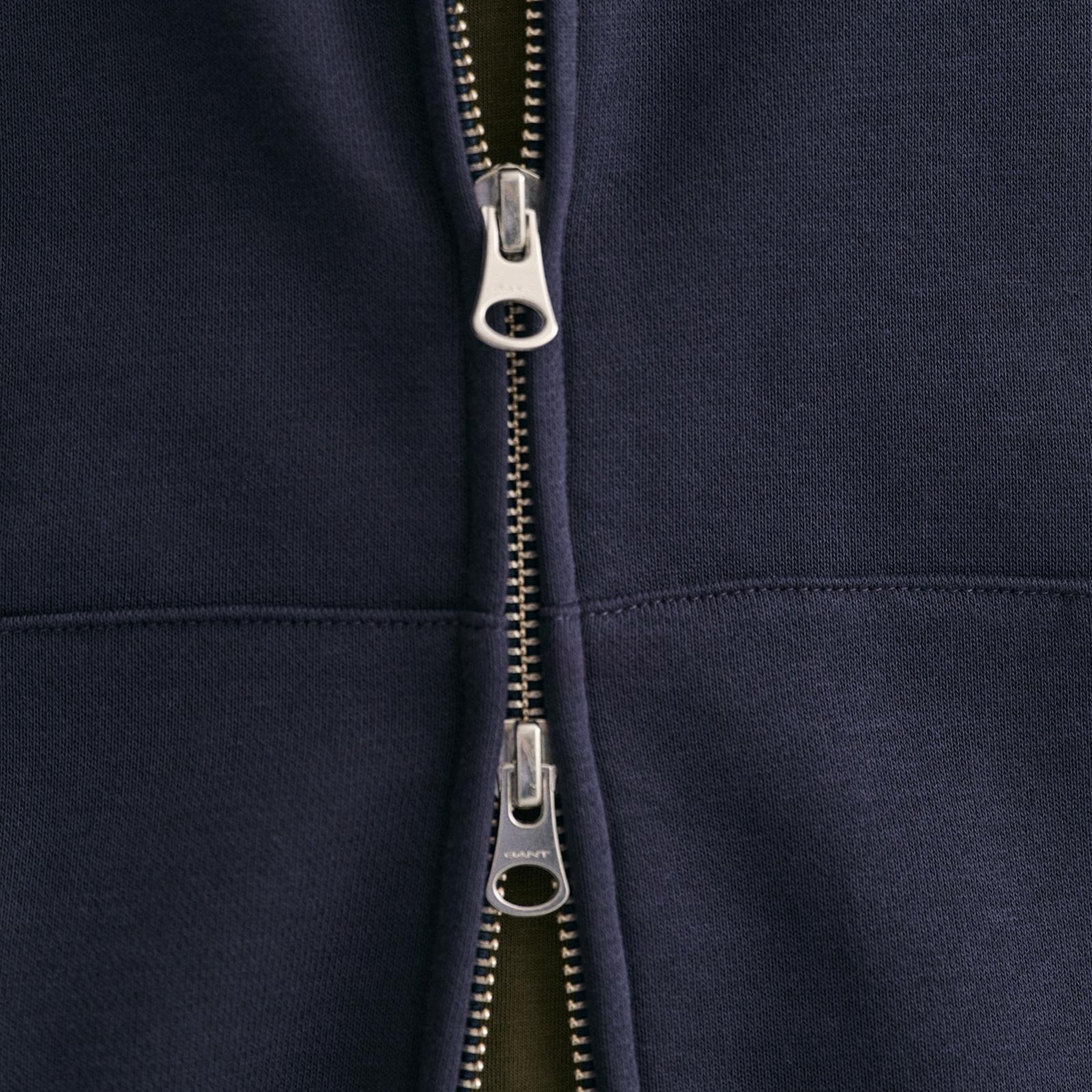 GANT Erkek Lacivert Fermuarlı Logolu Hırka