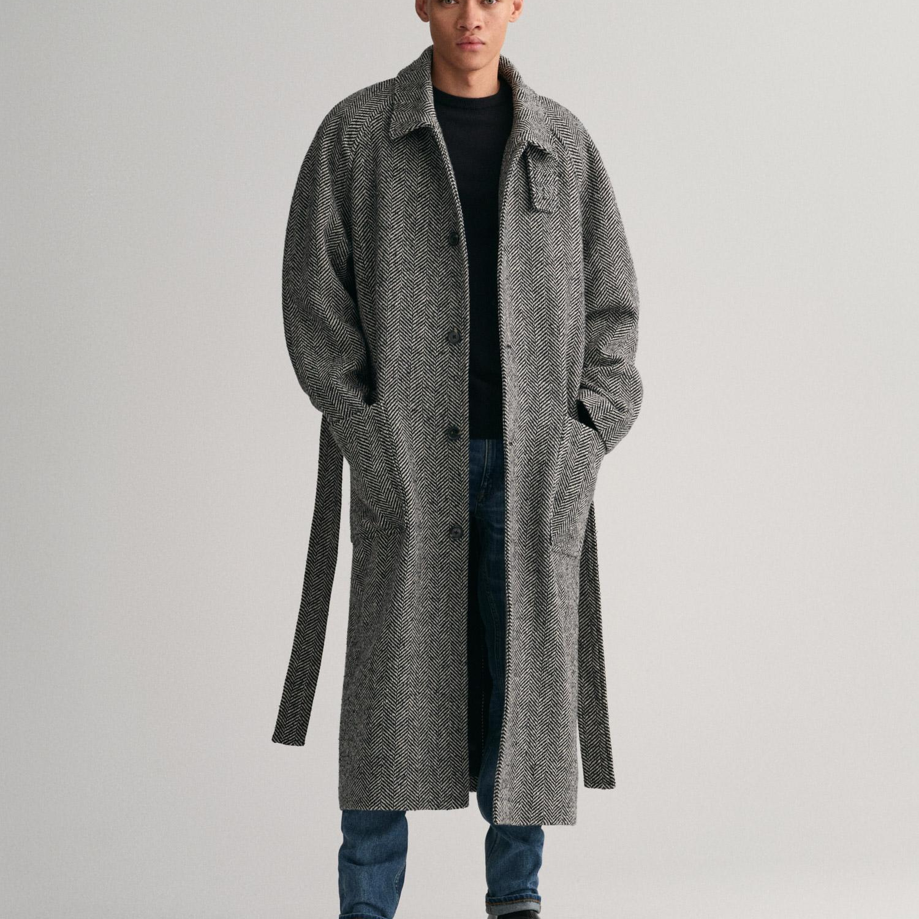 GANT Erkek Siyah Regular Fit Bisiklet Yaka Yün Kazak