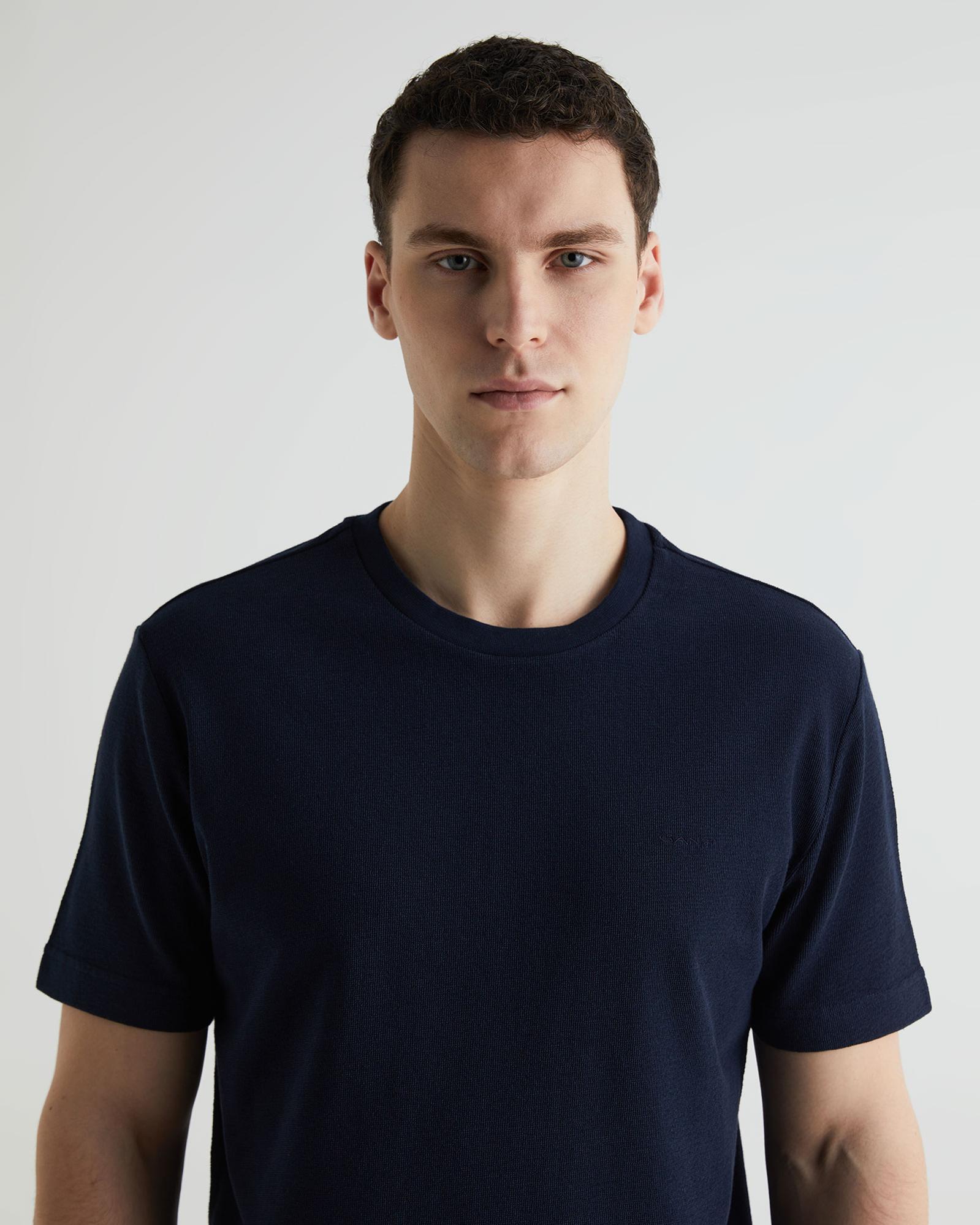 GANT Erkek Lacivert Regular Fit T-Shirt