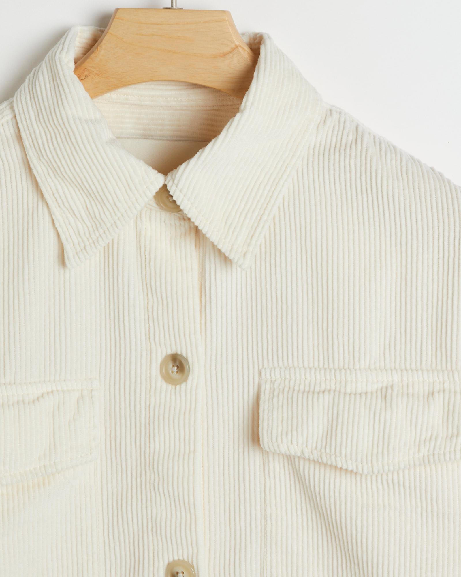 GANT Kadın Krem Relaxed Fit Klasik Yaka Gömlek