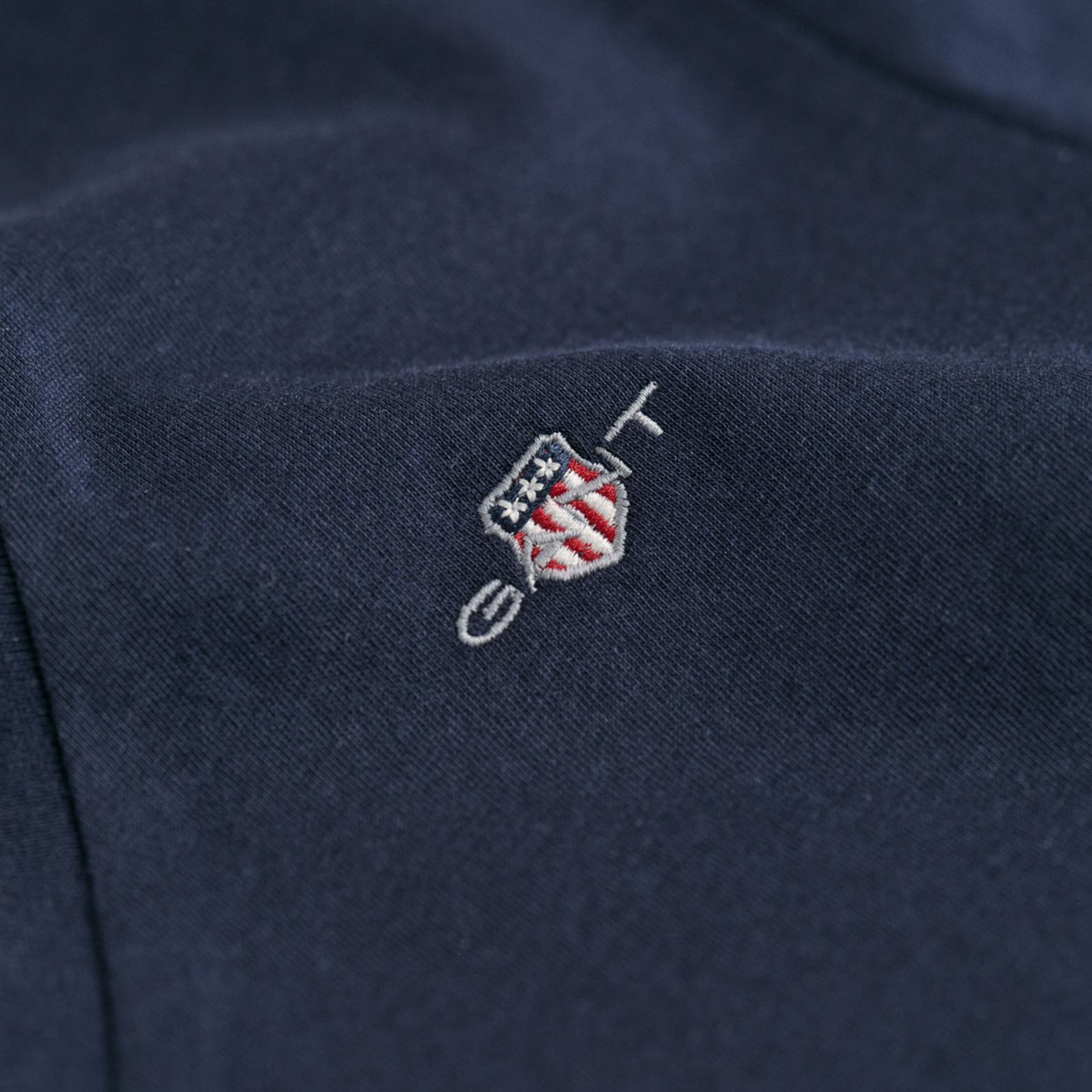 GANT Kadın Lacivert V Yaka Regular Fit Logolu T-Shirt