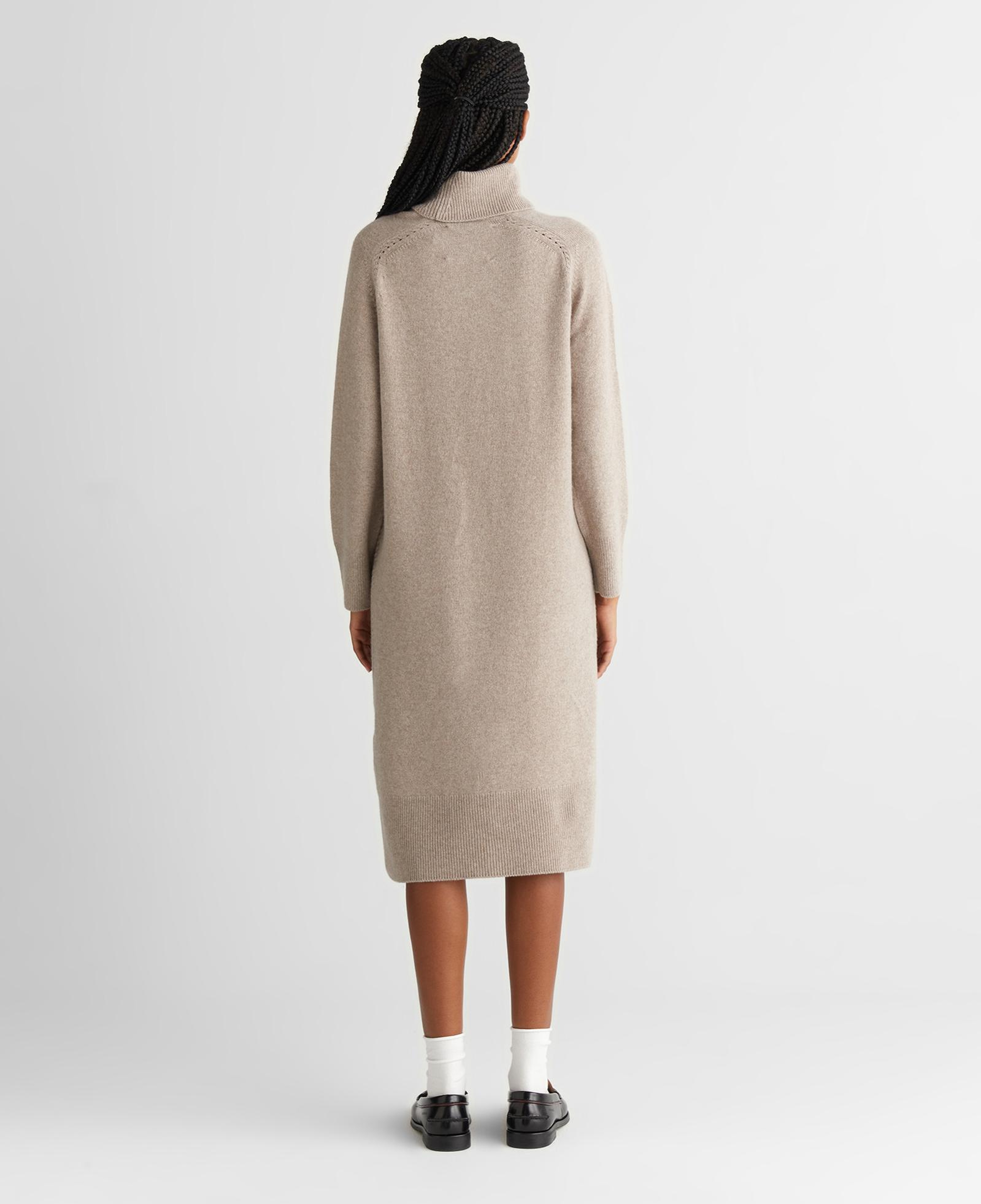 GANT Kadın Bej Relaxed Fit Boğazlı Yaka Yün Elbise