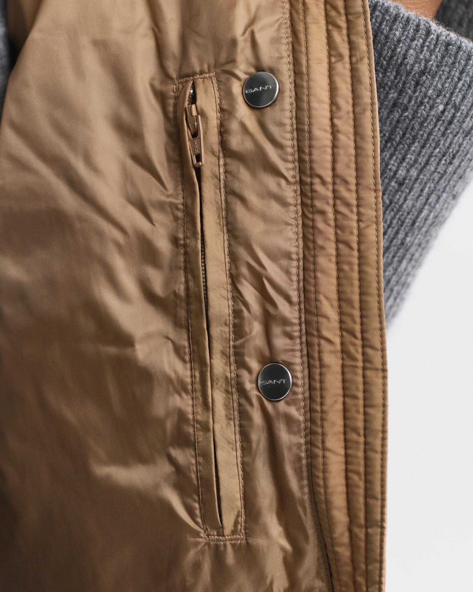 GANT Kadın Kaverengi Regular Fit Dik Yaka Kaz Tüyü Yelek