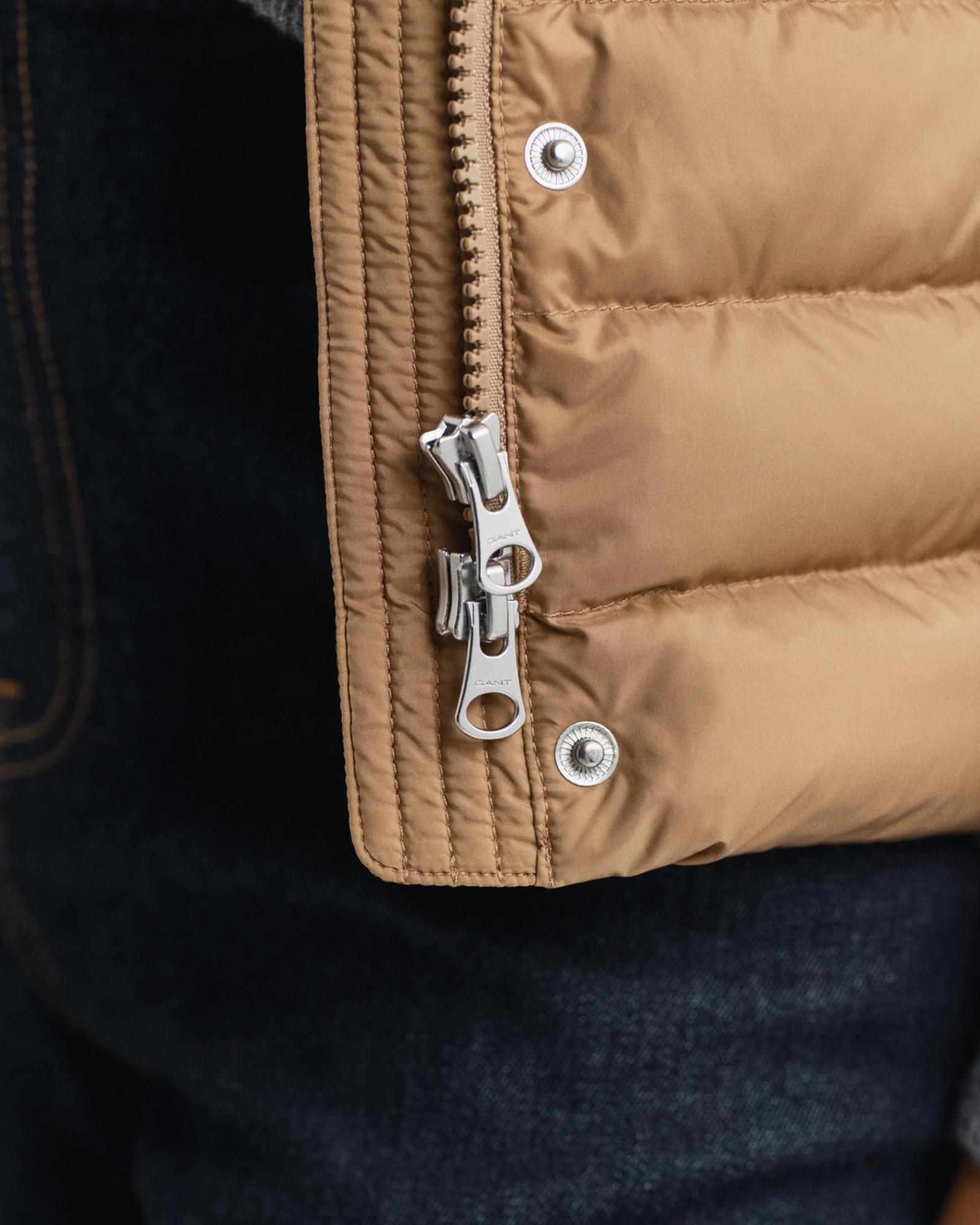 GANT Kadın Kaverengi Regular Fit Dik Yaka Kaz Tüyü Yelek