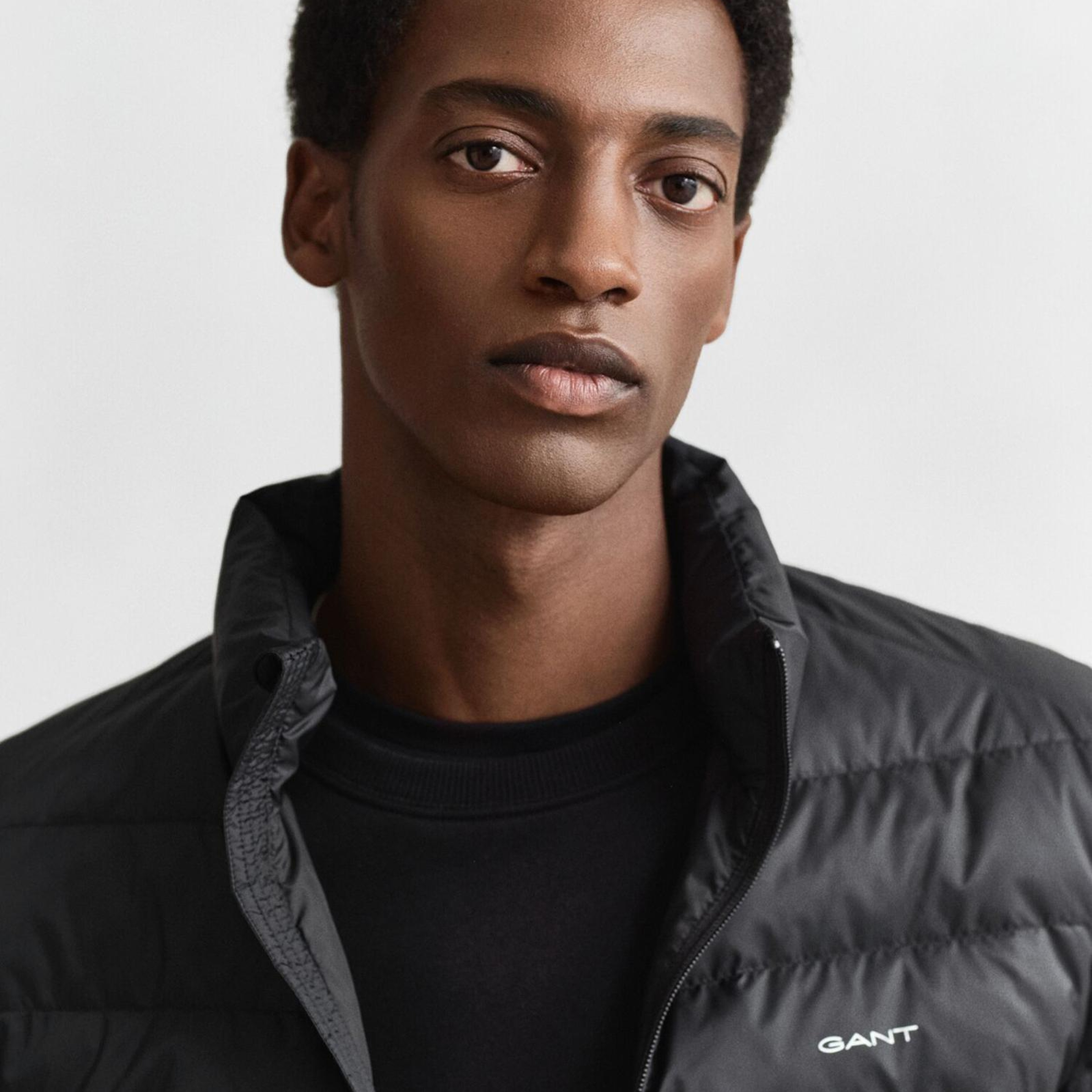 GANT Erkek Siyah Regular Fit Dik Yaka Kaz Tüyü Mont