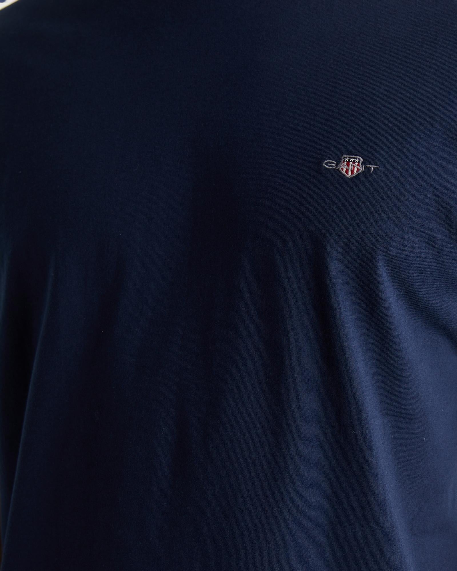 GANT Erkek Lacivert Bisiklet Yaka Regular Fit Logolu T-Shirt