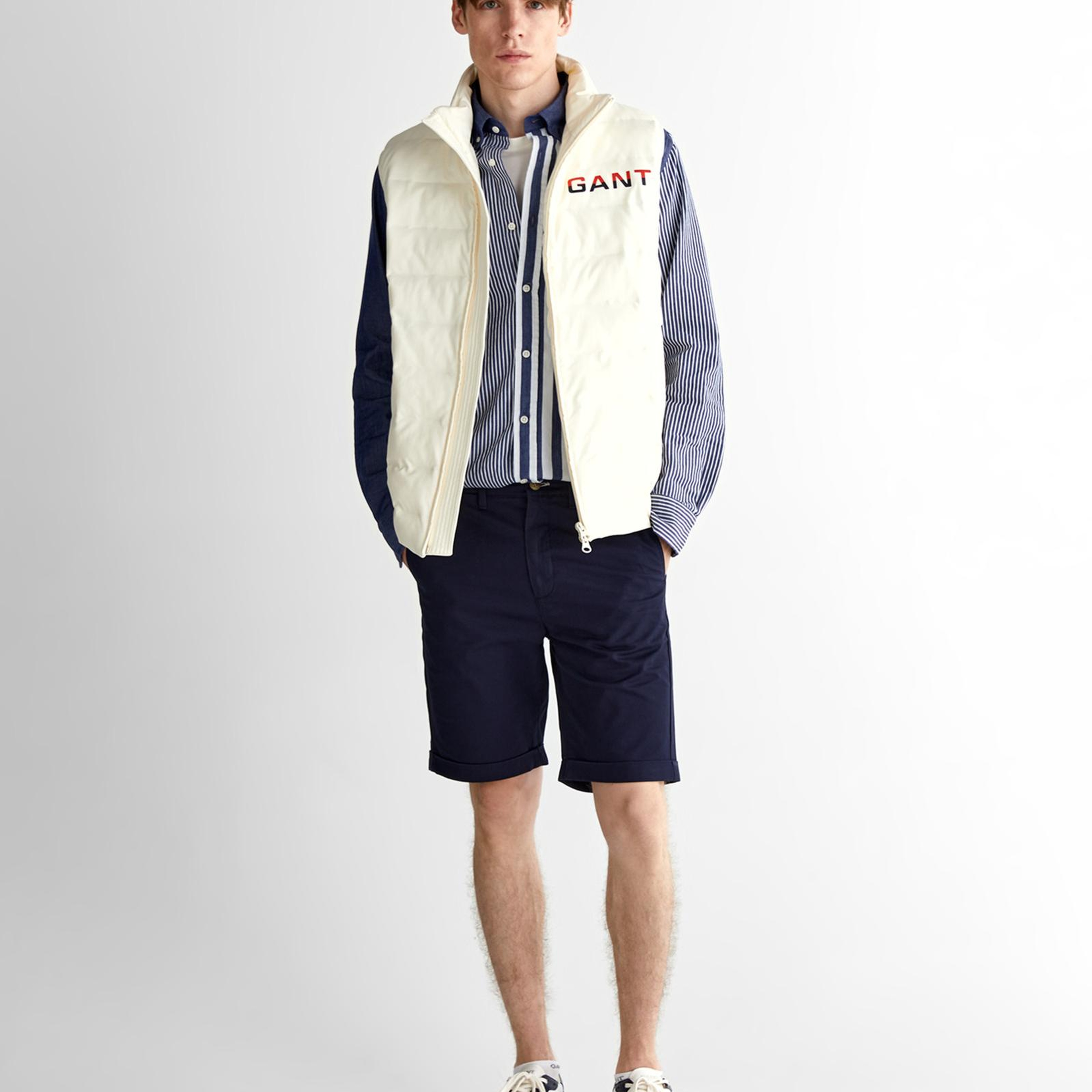 GANT Erkek Krem Regular Fit Dik Yaka Logolu Yelek