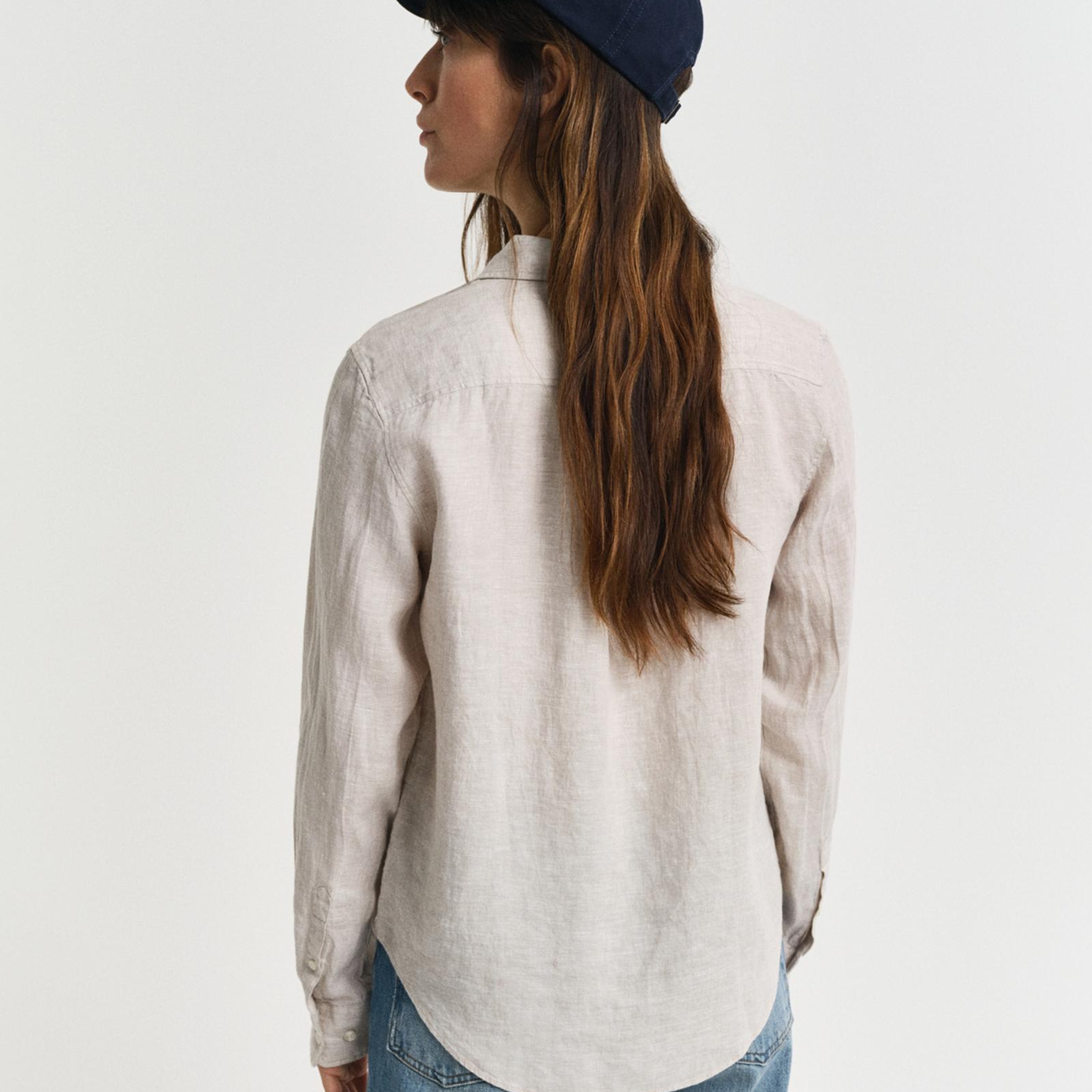 GANT Kadın Bej Regular Fit Klasik Yaka Gömlek