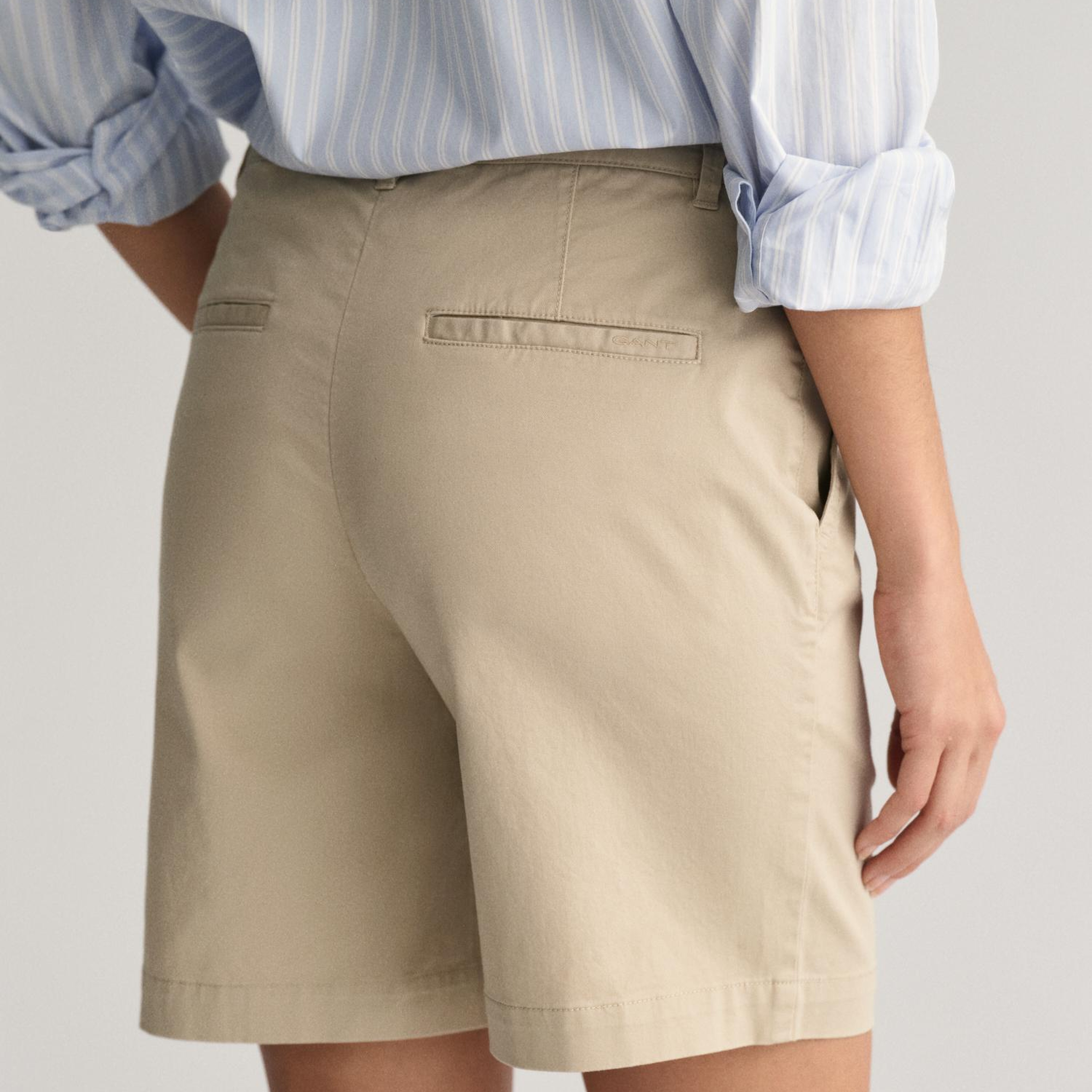 GANT Kadın Bej Slim Fit Şort