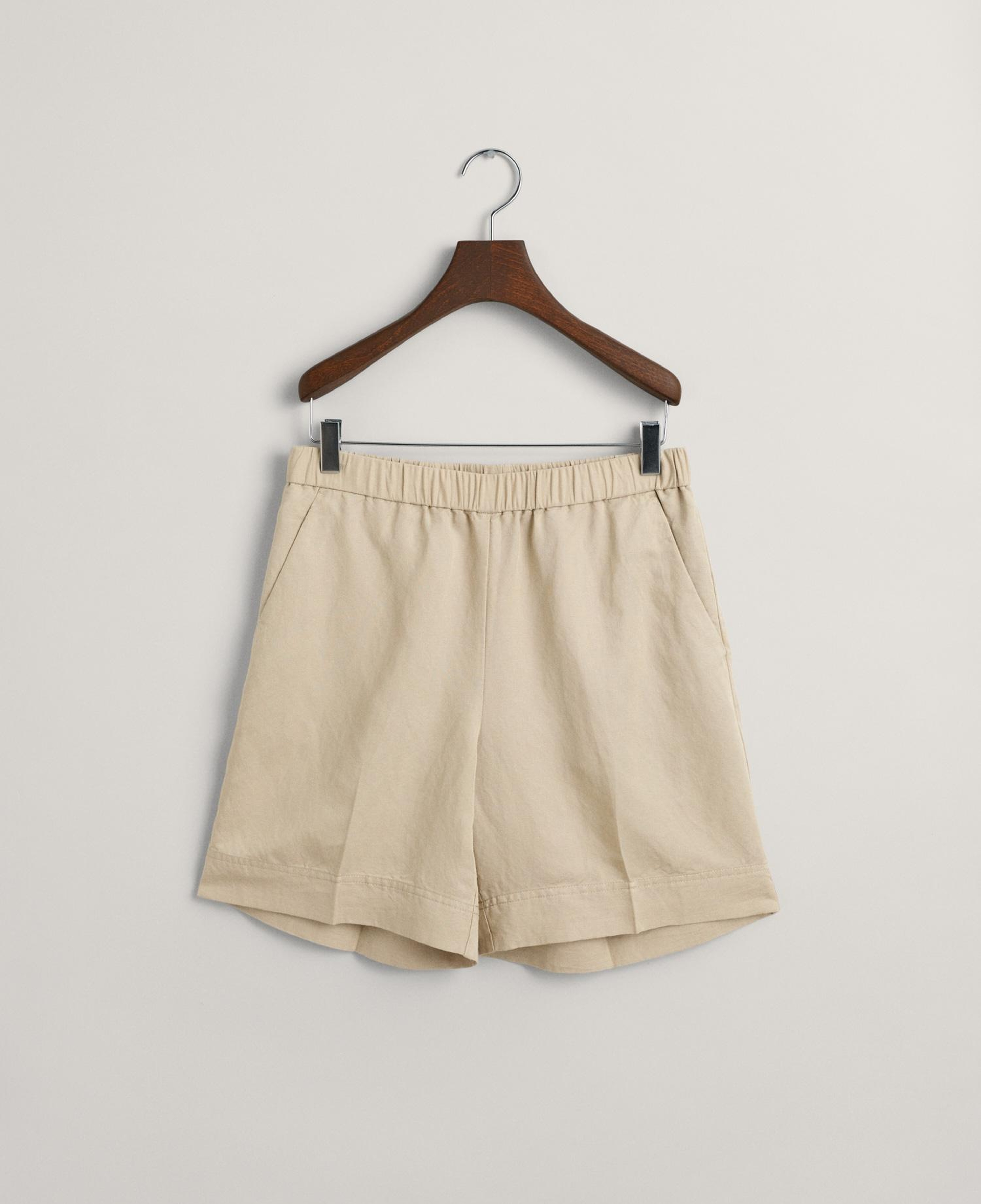 GANT Kadın Bej Relaxed Fit Keten Şort