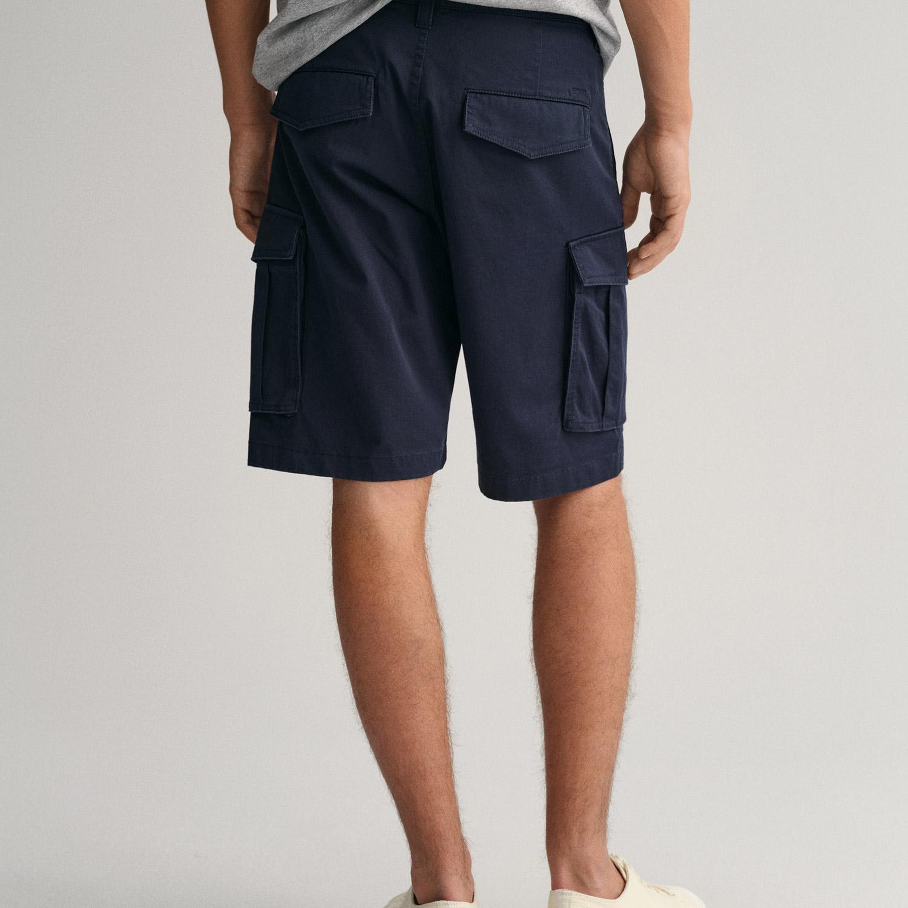 GANT Erkek Lacivert Relaxed Fit Kargo Şort