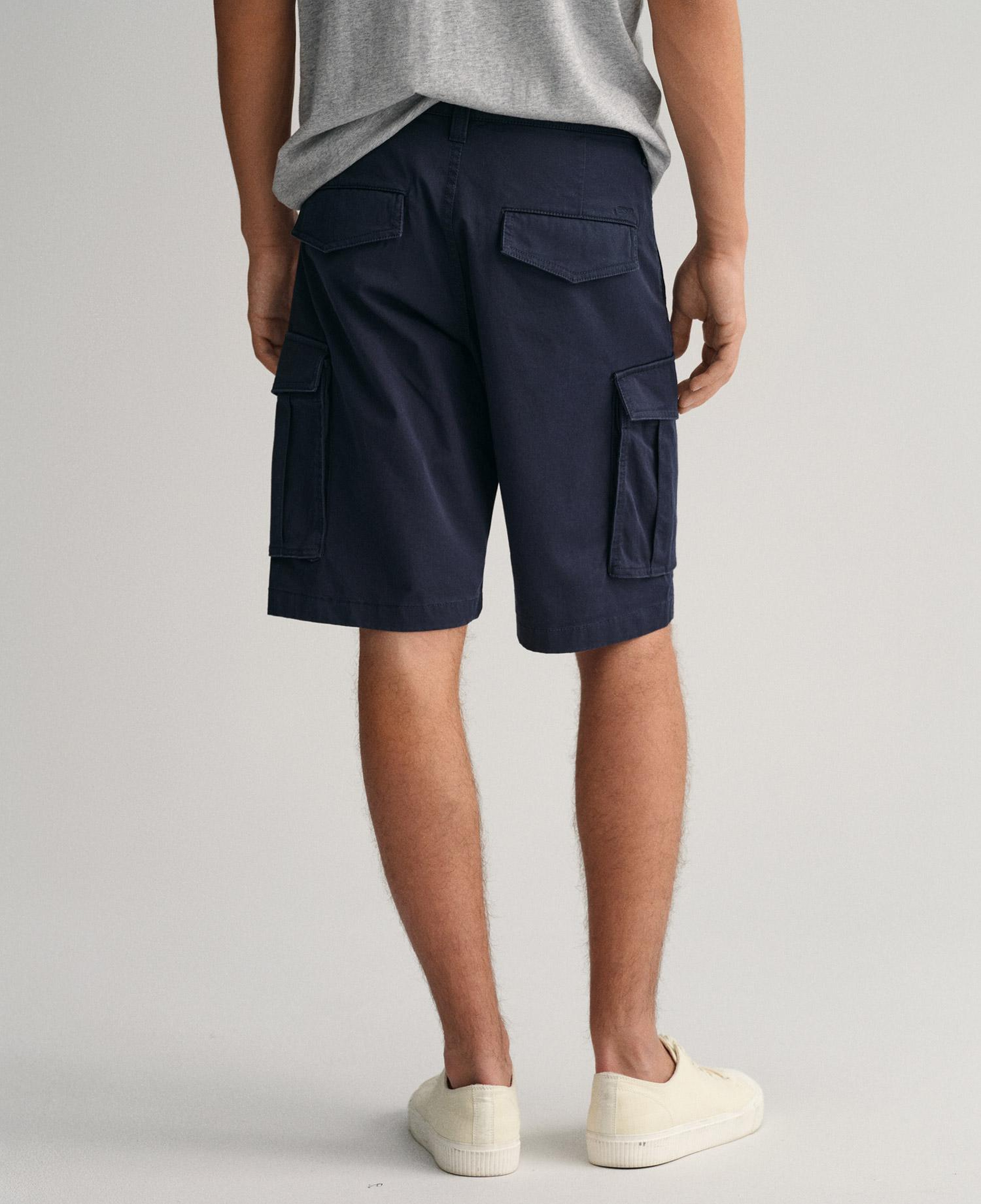 GANT Erkek Lacivert Relaxed Fit Kargo Şort