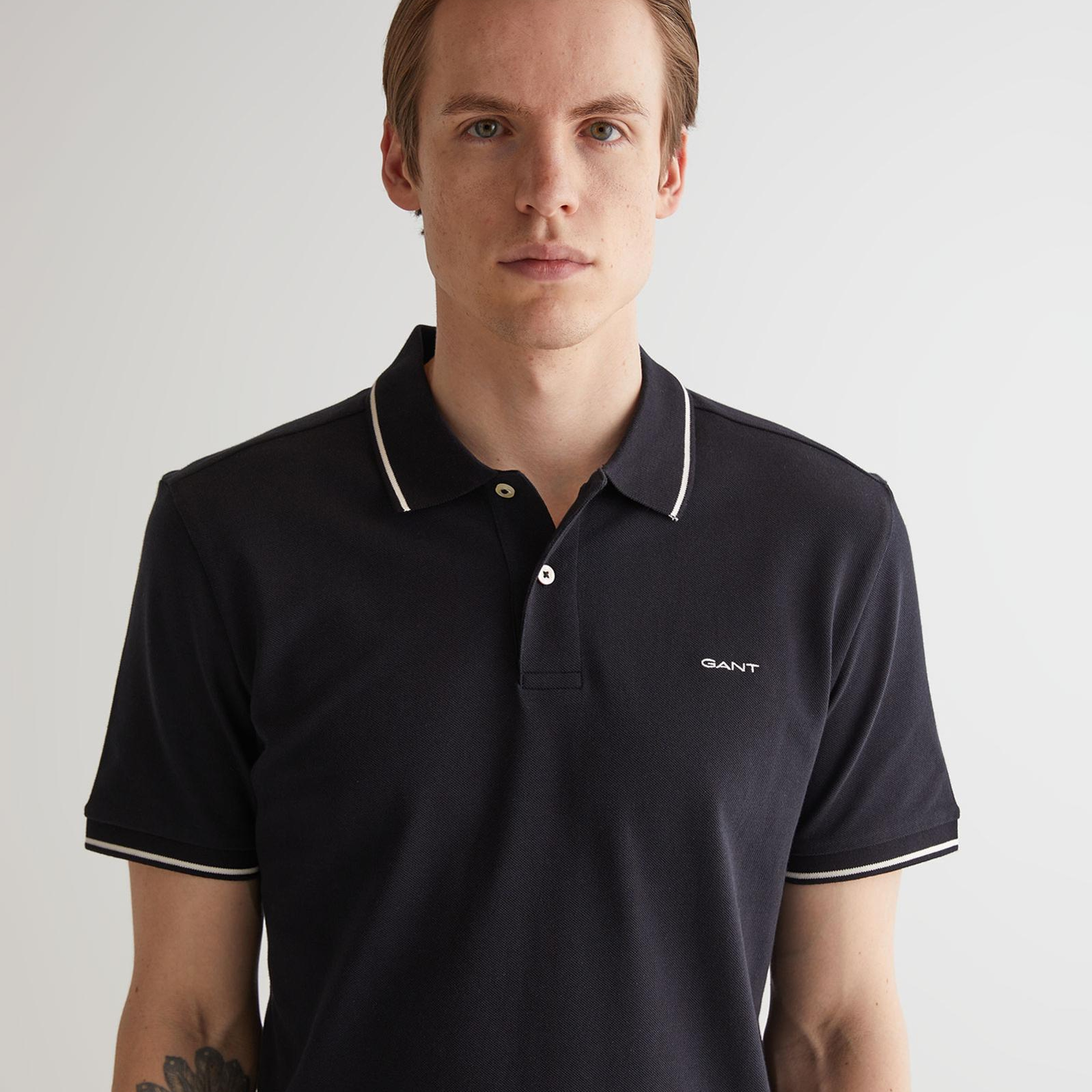 GANT Erkek Siyah Regular Fit Polo Yaka T-Shirt
