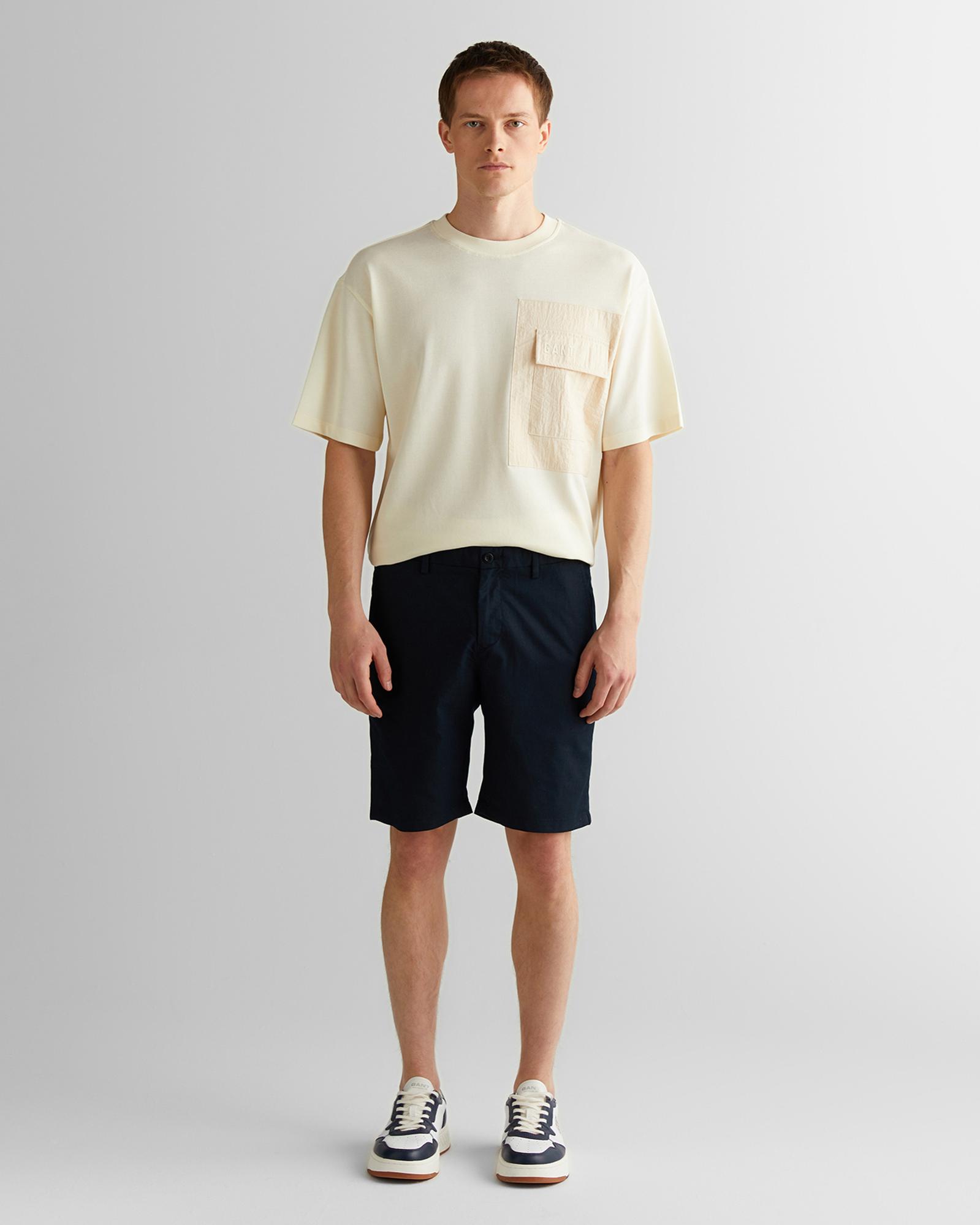 GANT Erkek Siyah Slim Fit Şort