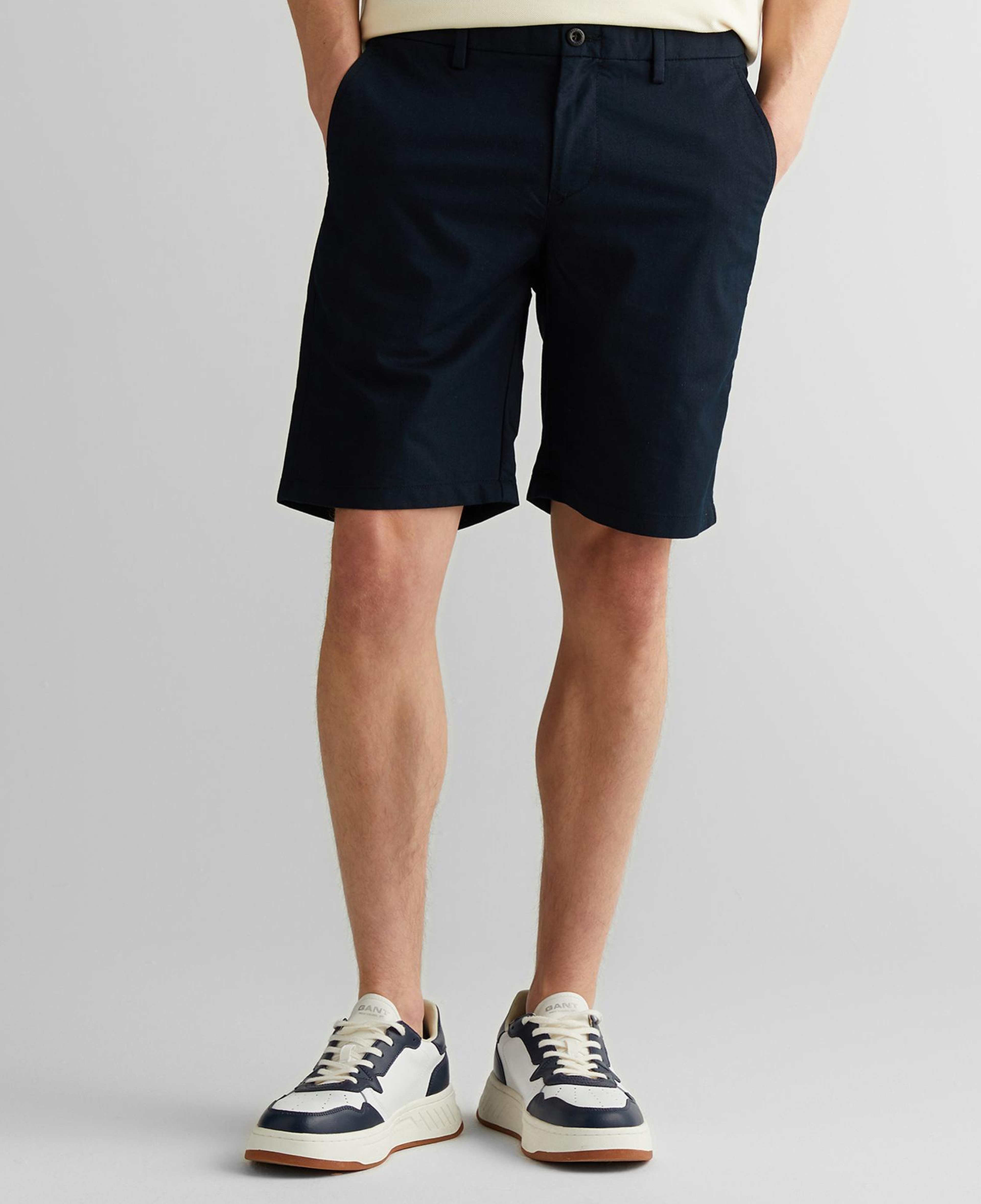 GANT Erkek Siyah Slim Fit Şort