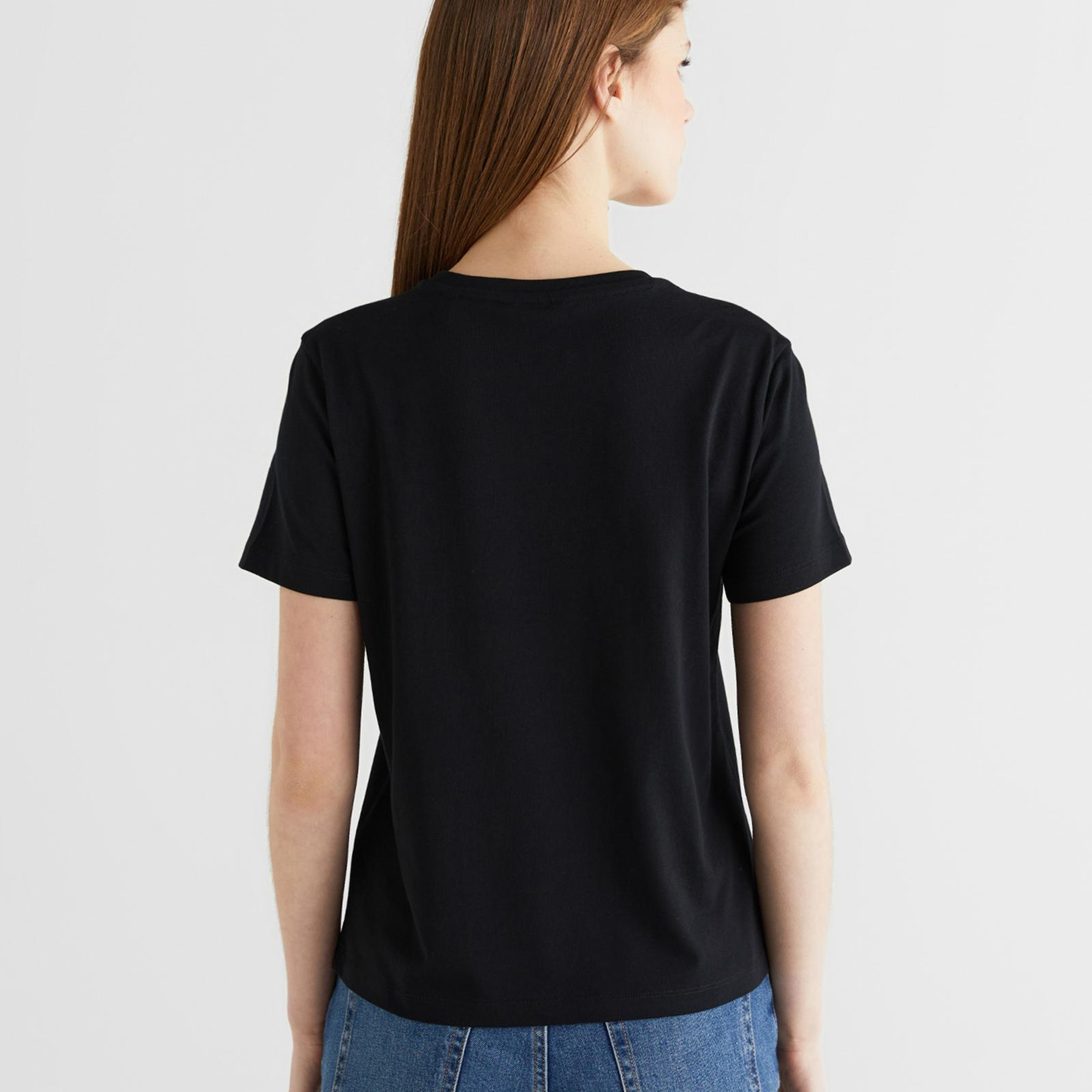 GANT Kadın Siyah Bisiklet Yaka Regular Fit Logolu T-Shirt