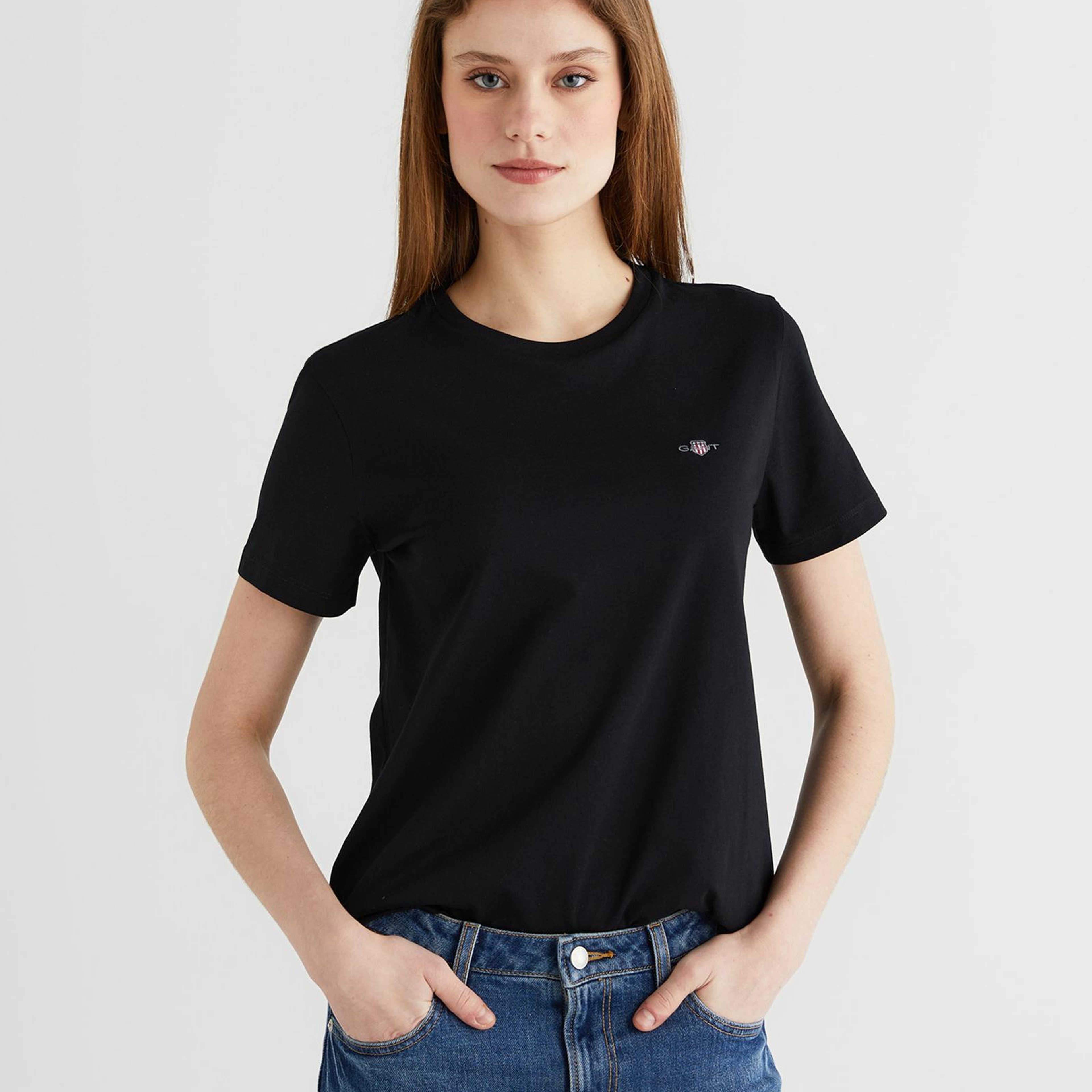 GANT Kadın Siyah Bisiklet Yaka Regular Fit Logolu T-Shirt