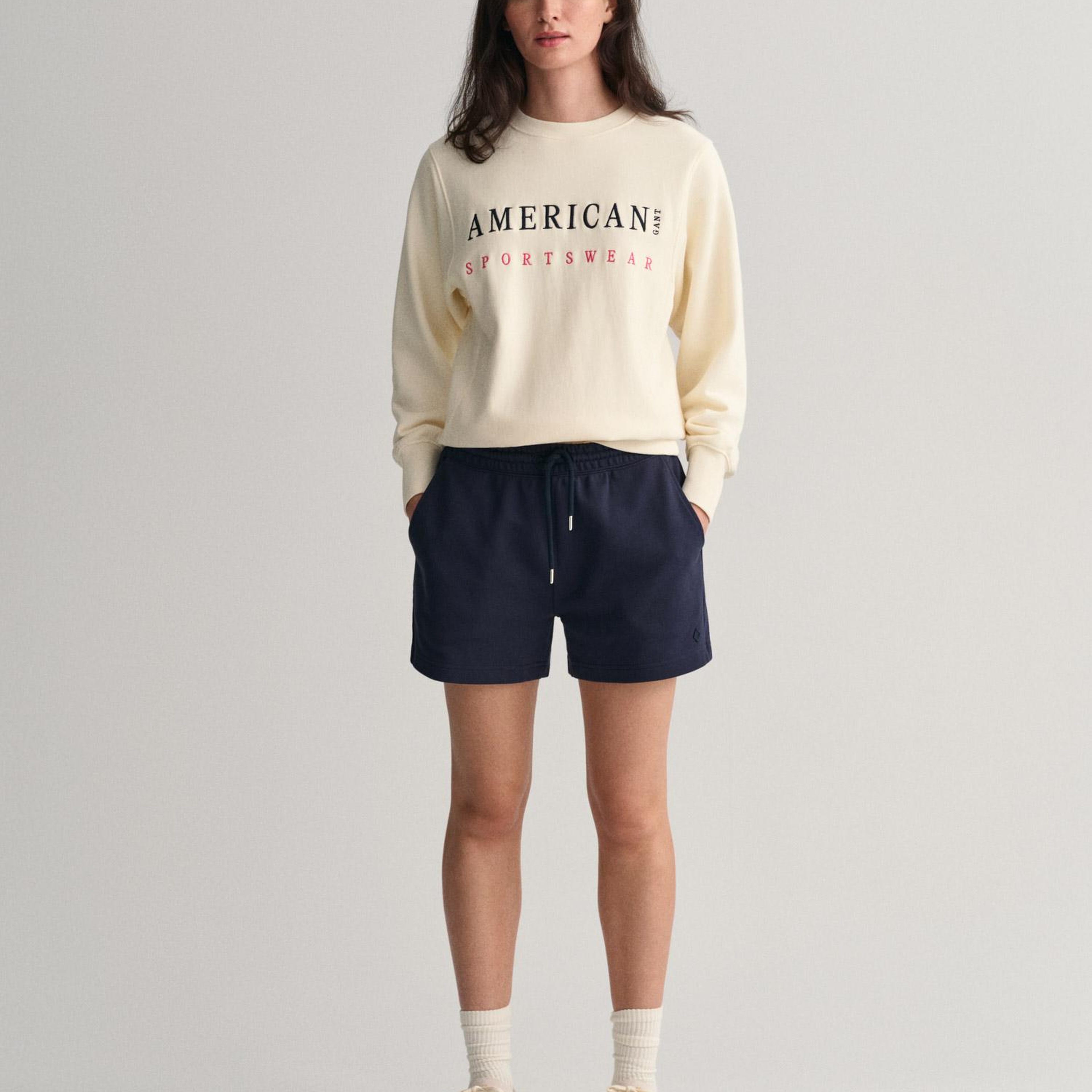 GANT Kadın Lacivert Relaxed Fit Şort