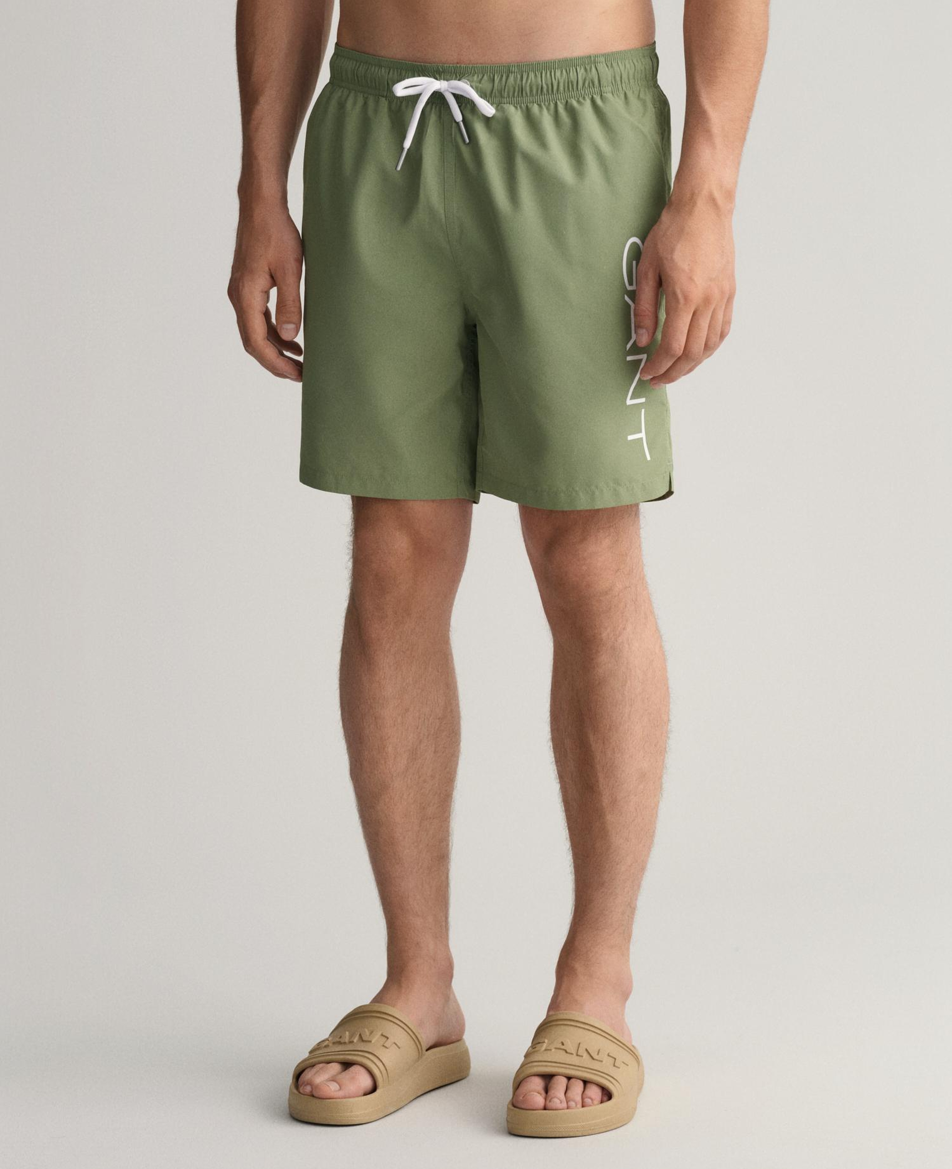 GANT Erkek Yeşil Logolu Mayo Şort