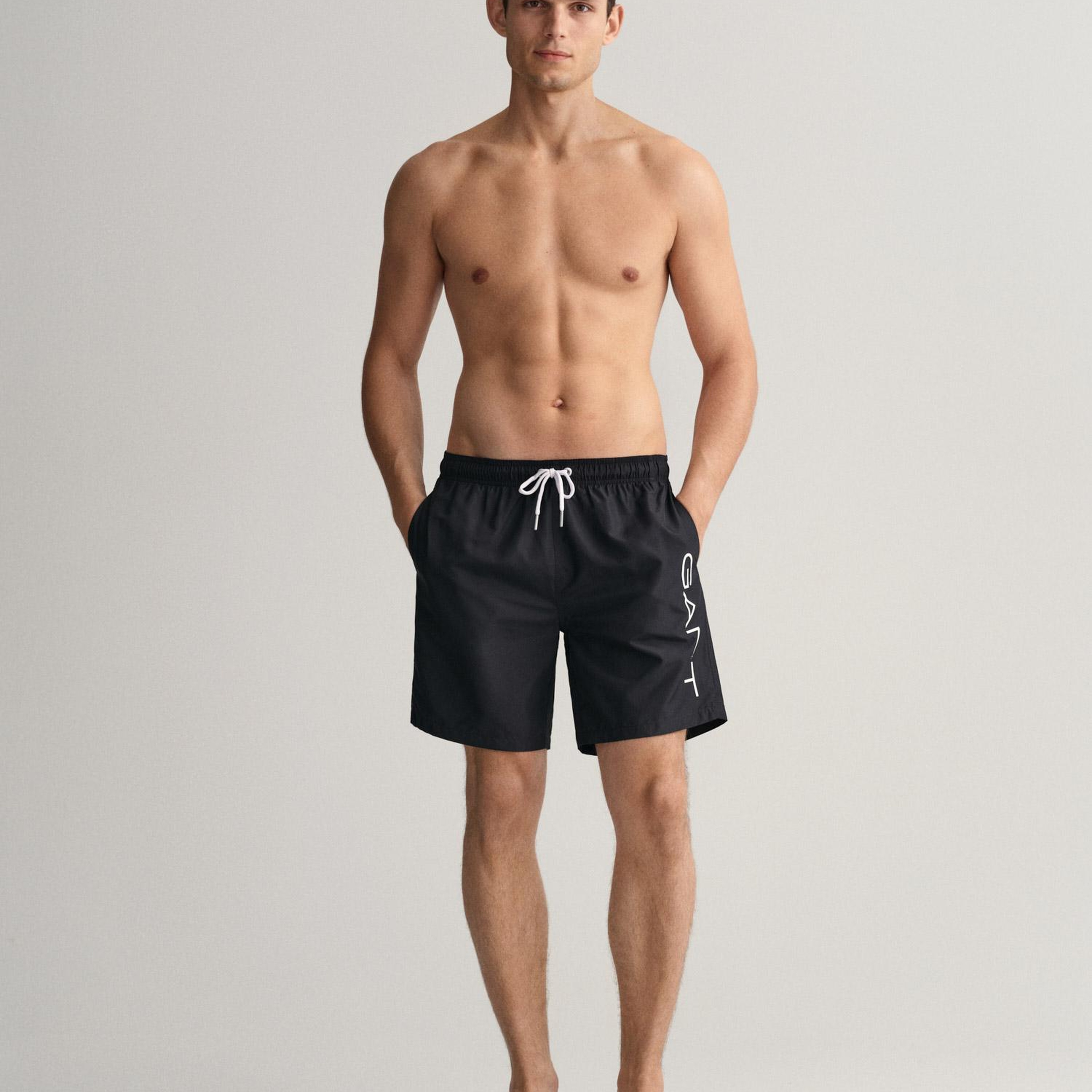 GANT Erkek Siyah Logolu Mayo Şort