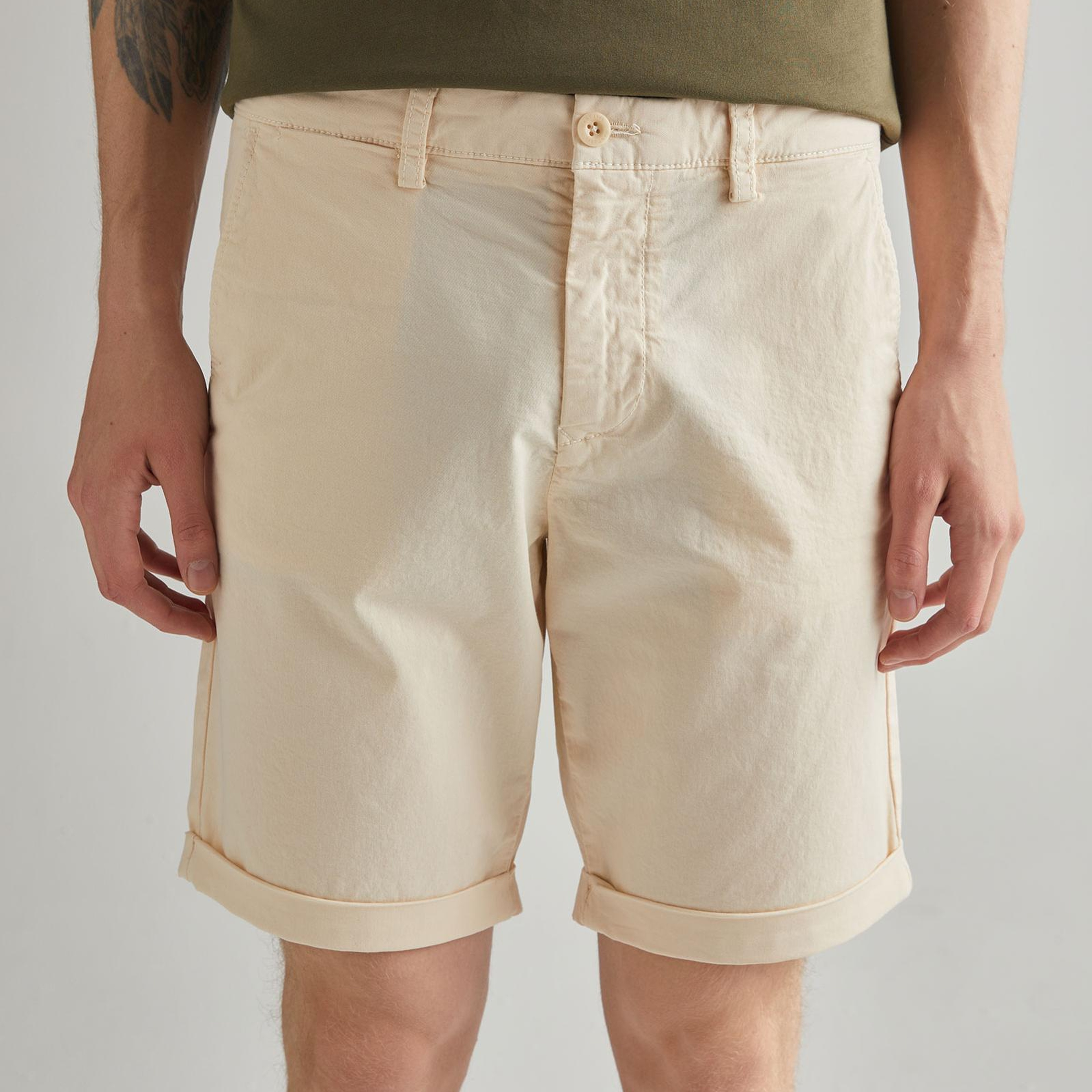 GANT Erkek Krem Regular Fit Şort